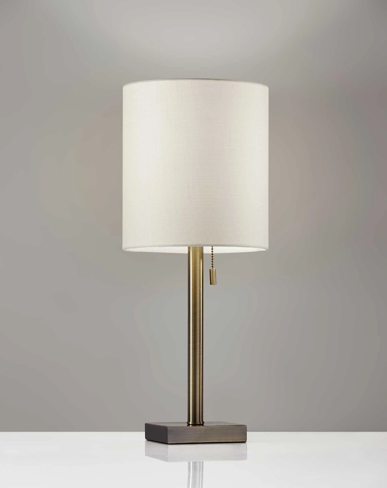 Lille Table Lamp Brass - Image 2