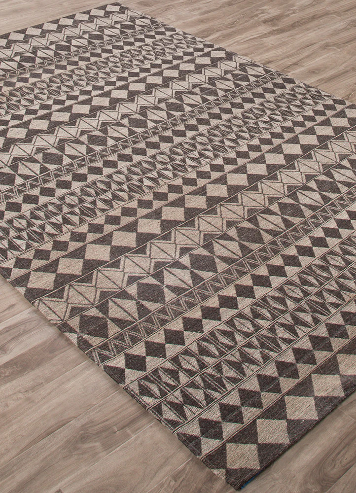 Lindor Sandpiper Black/Gray Area Rug - Image 2