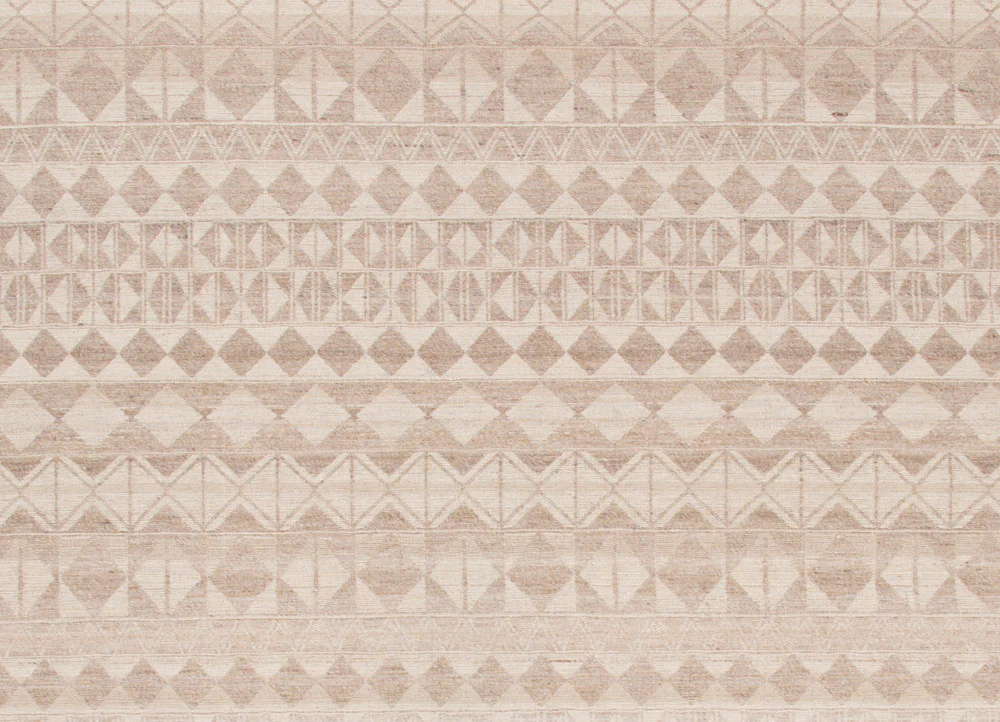 Lindor Sandpiper Gray/Tan Area Rug - Image 3