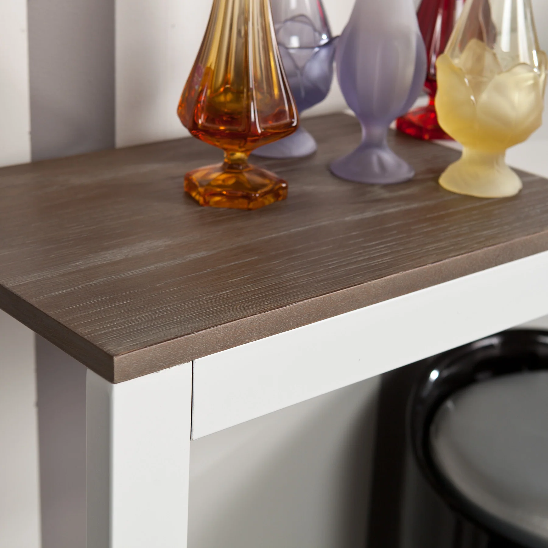 Lydock Console Table White - Image 5