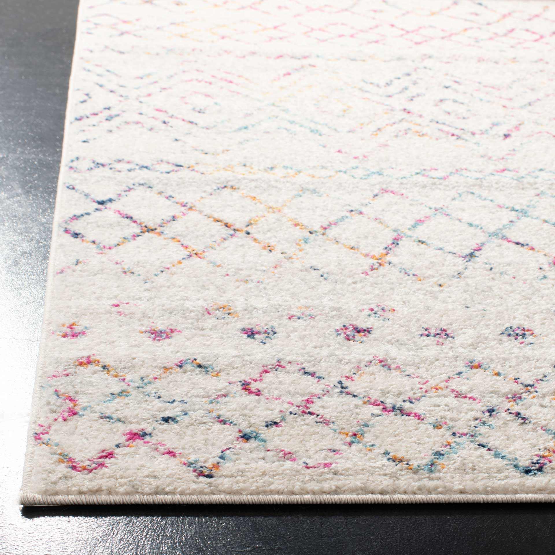 Madison Ivory/Fuchsia Area Rug - Image 5