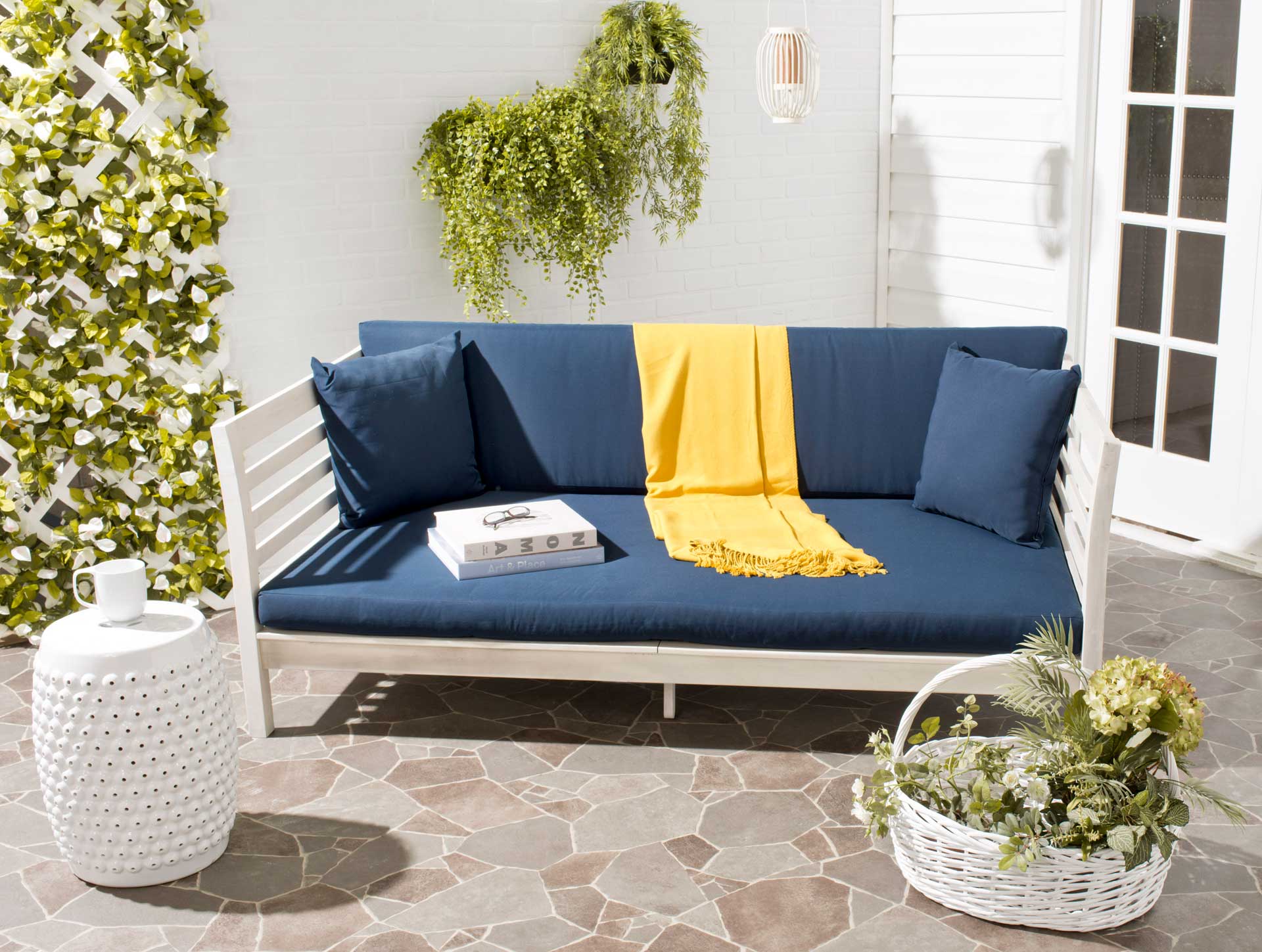 Maluku Day Bed Antique White/Navy - Image 3