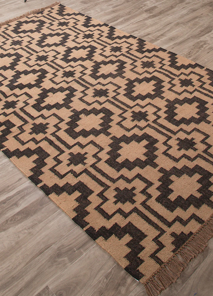 Manor Reo Black/Tan Area Rug - Image 2
