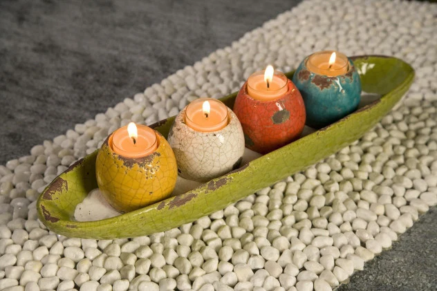 McCracken Tealight Candle Holders in Tray (Set of 5) - Image 2
