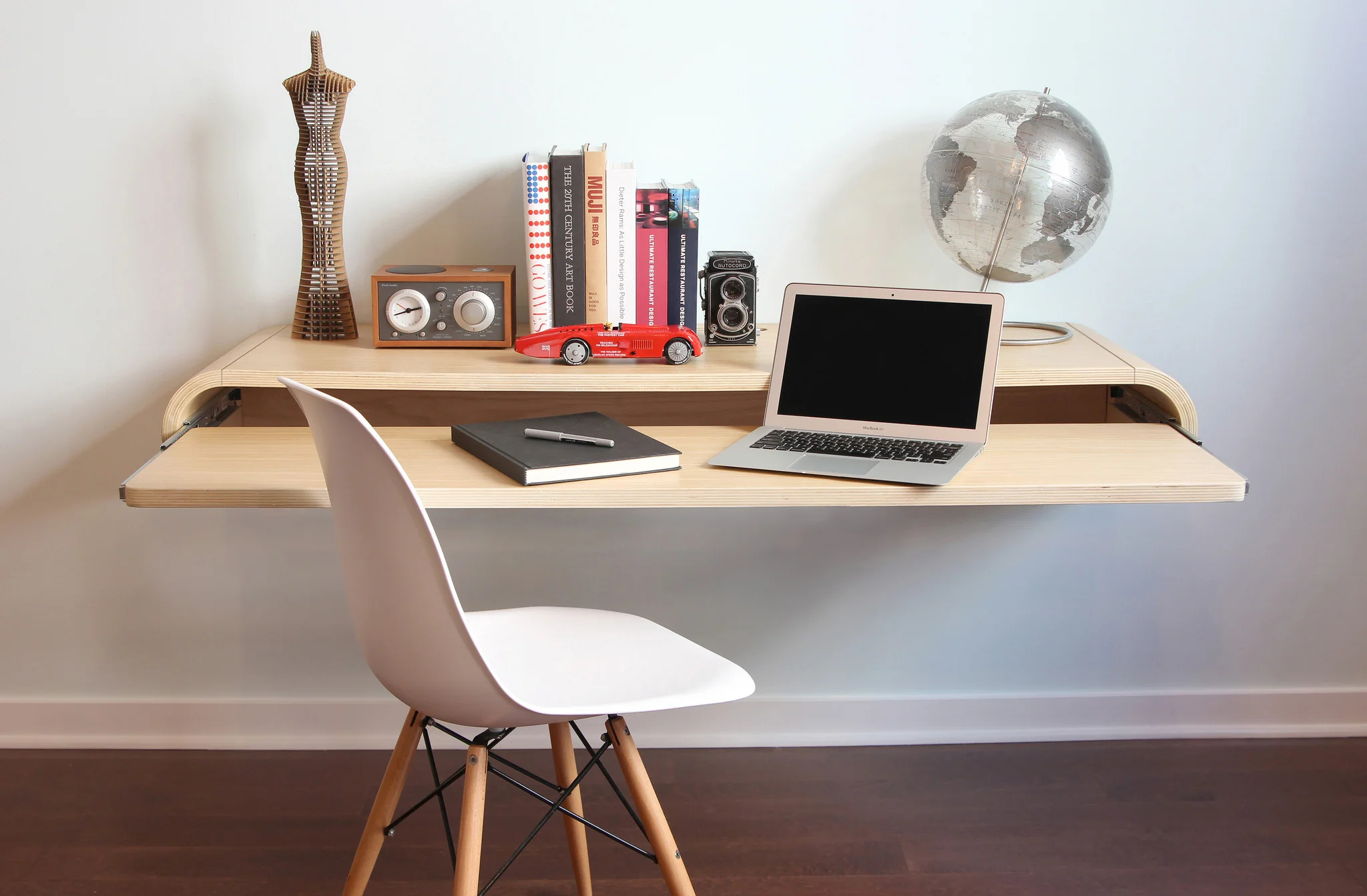 Minimal Wall Desk Rift Oak - Image 3