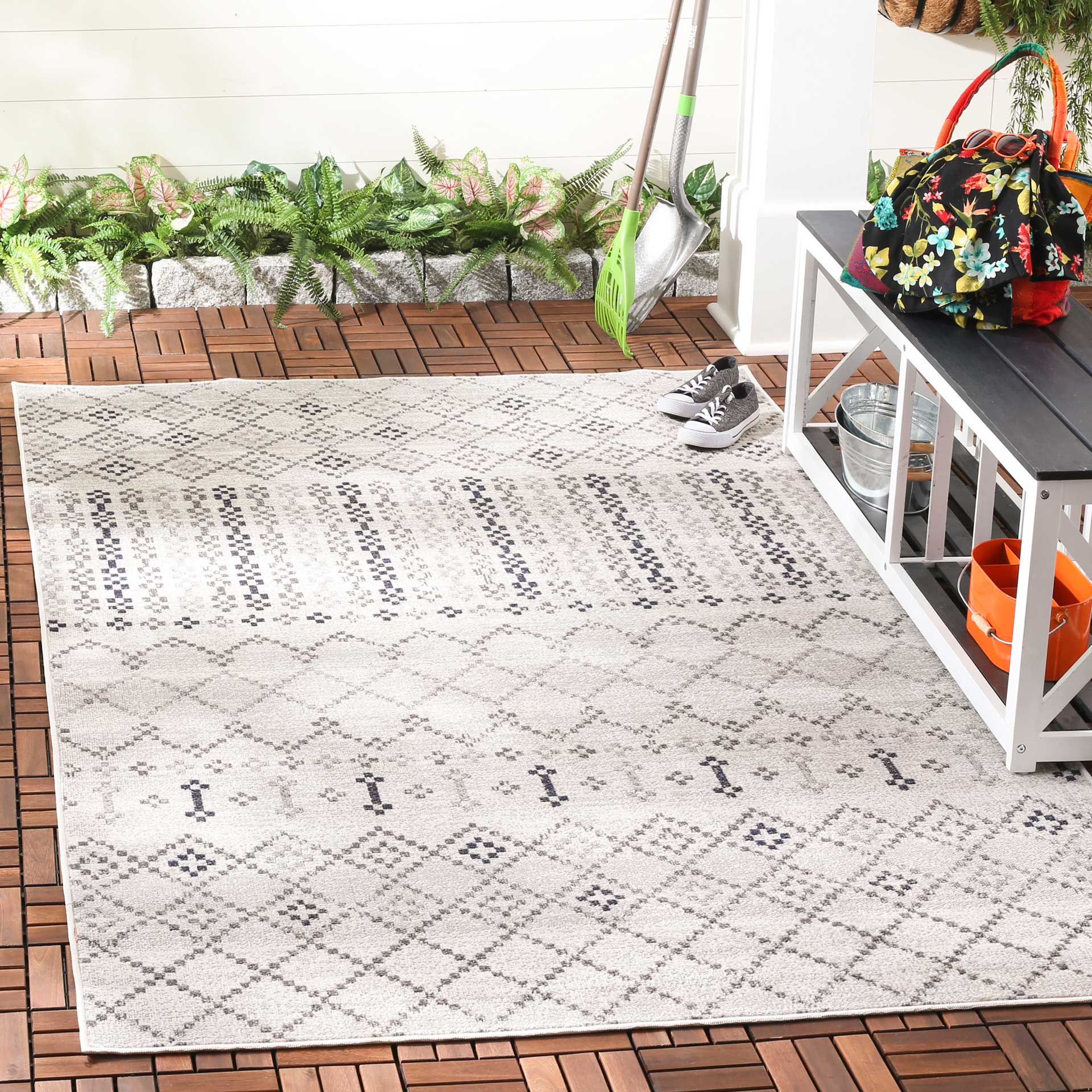 Montage Gray/Charcoal Area Rug - Image 4