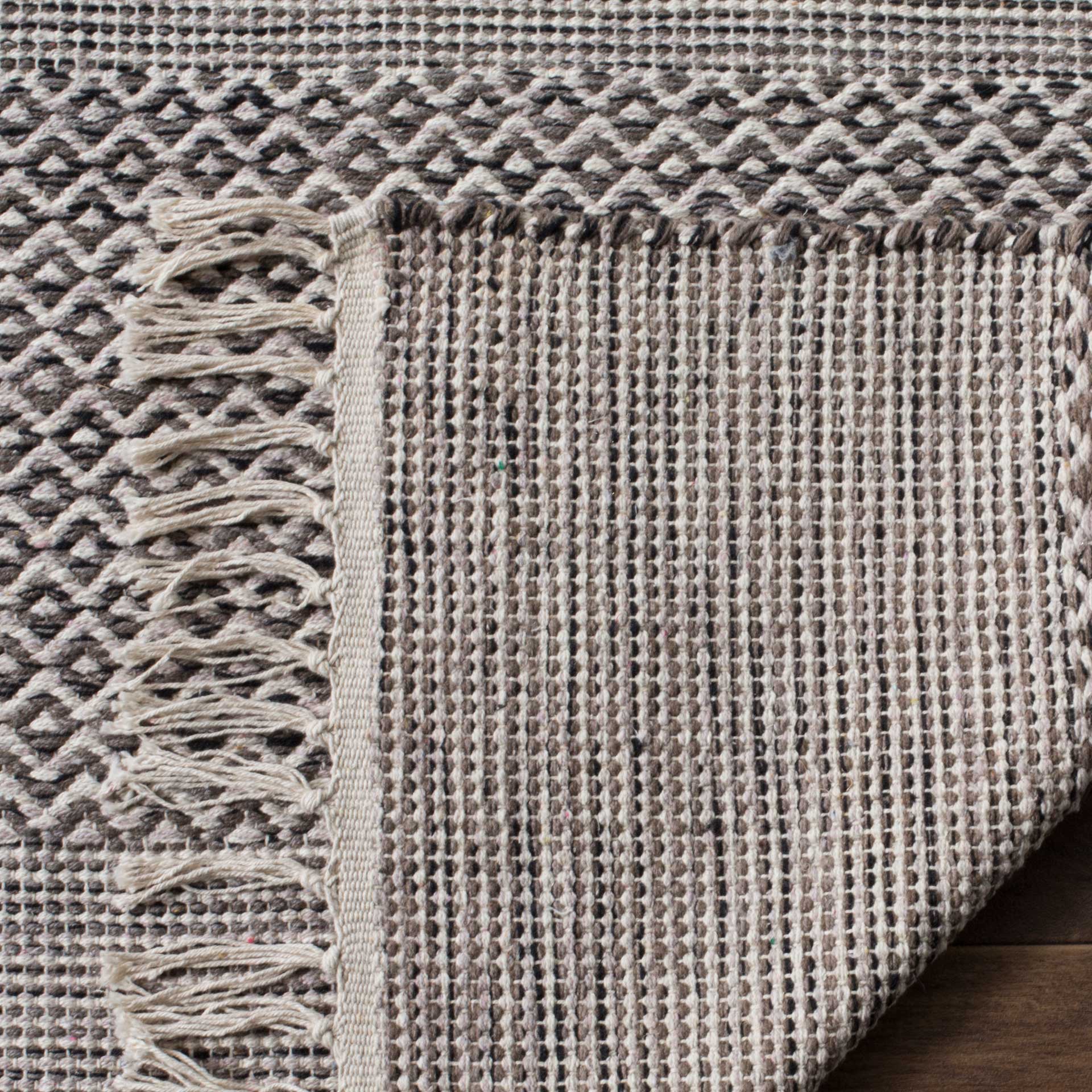 Montauk Alternating Ivory/Anthracite Area Rug - Image 7