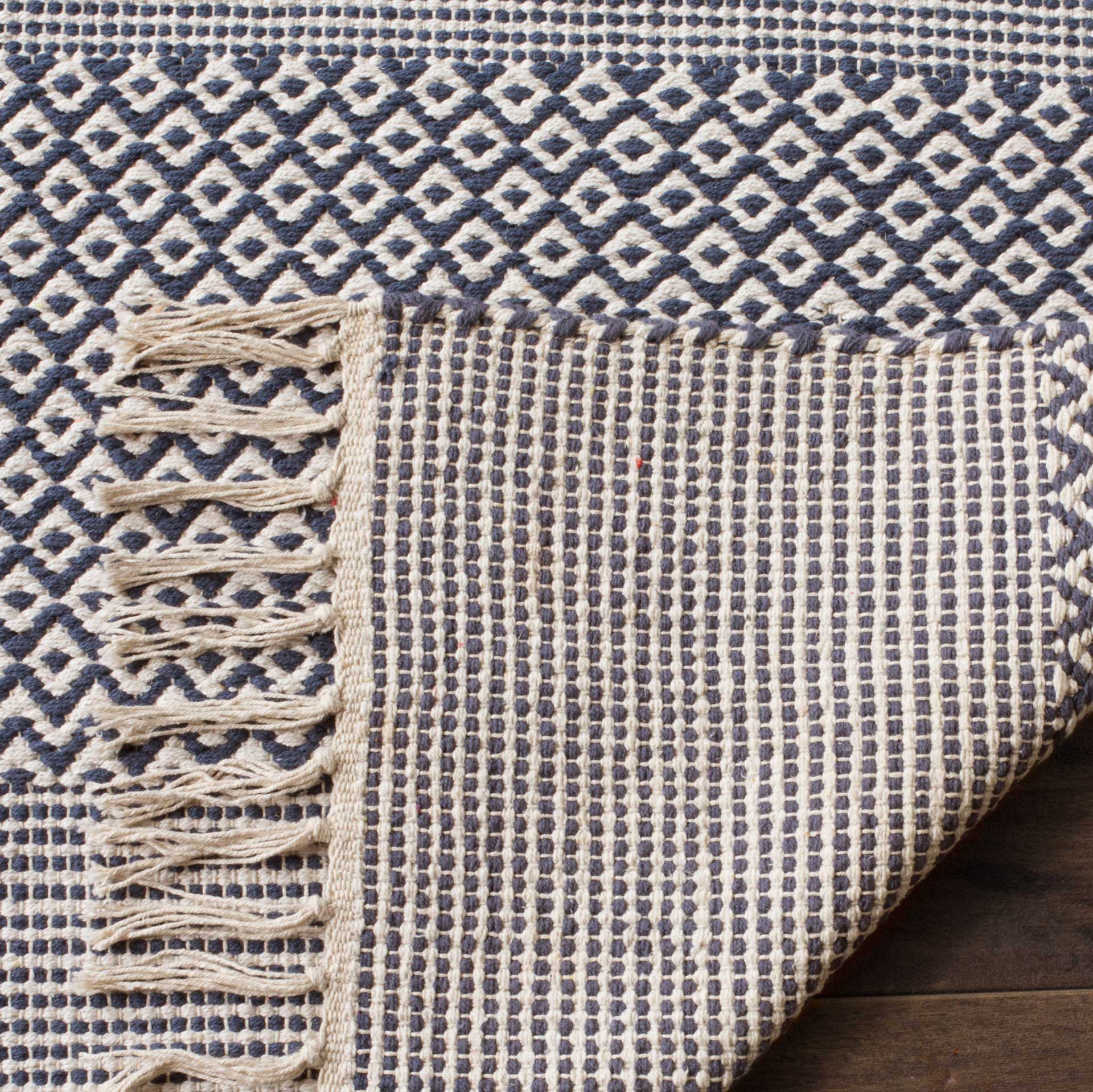 Montauk Alternating Ivory/Navy Area Rug - Image 7