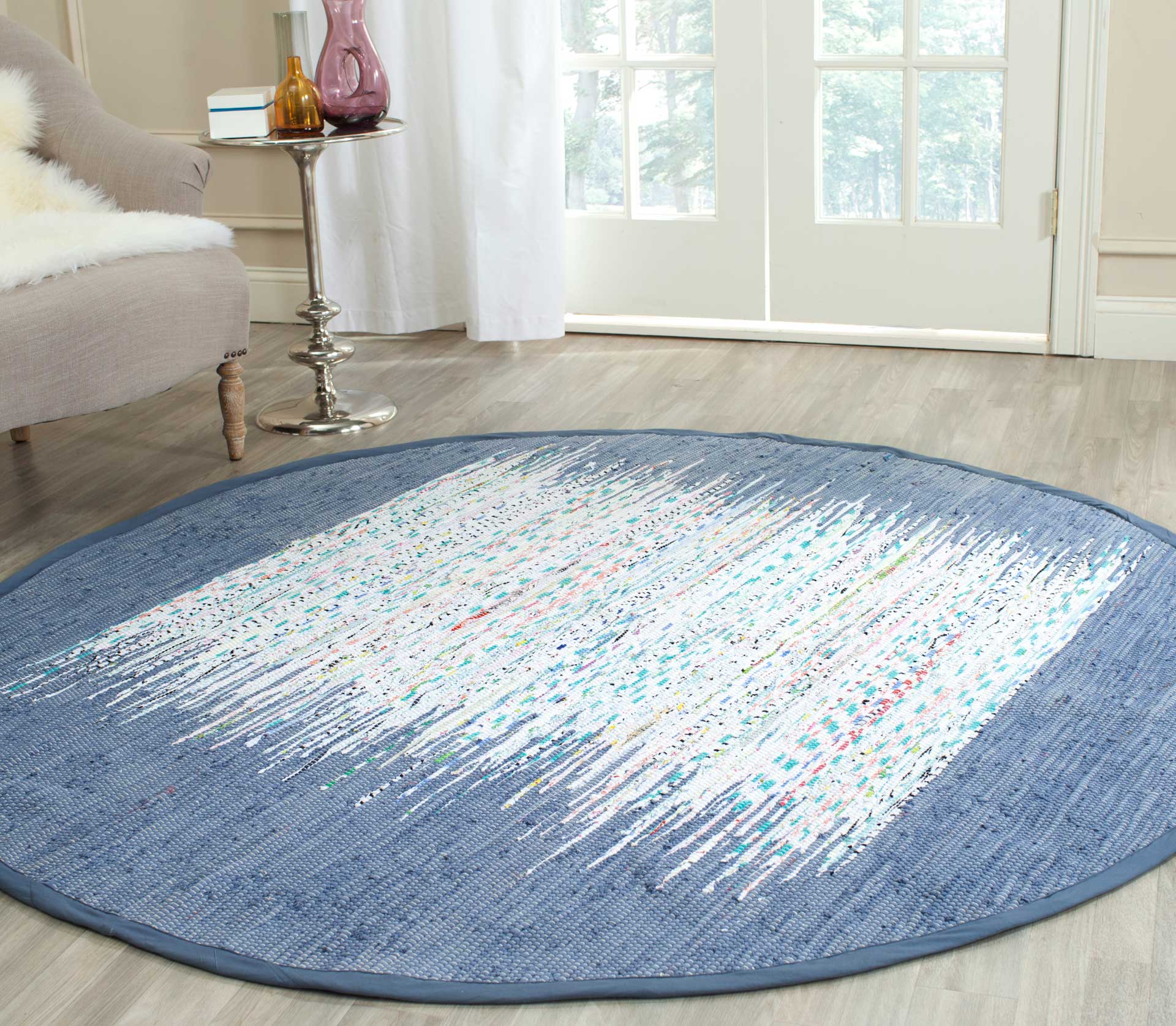 Montauk Border Ivory/Dark Blue Round Rug - Image 3