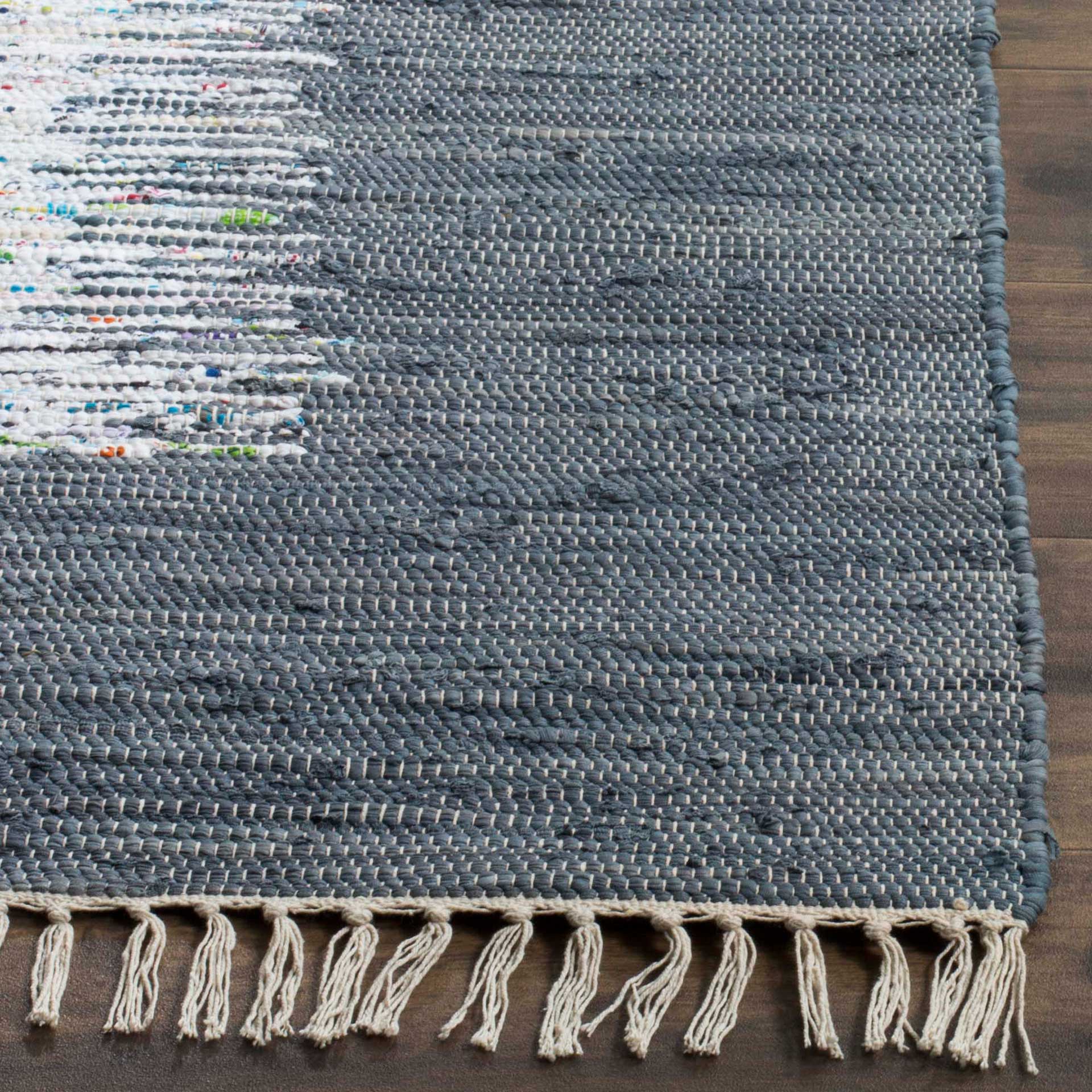 Montauk Border Ivory/Gray Area Rug - Image 4