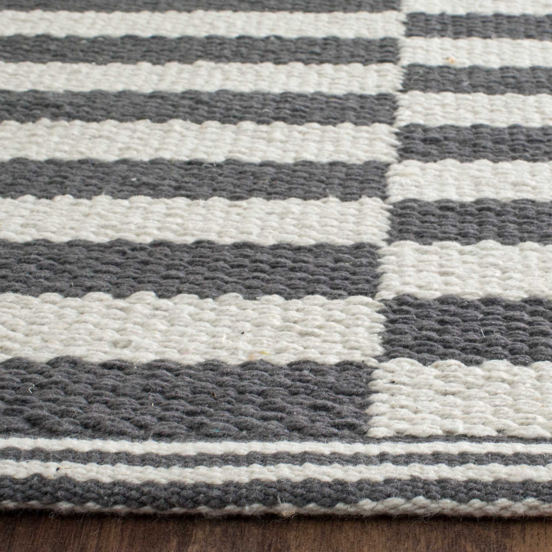 Montauk Checker Ivory/Gray Area Rug - Image 4