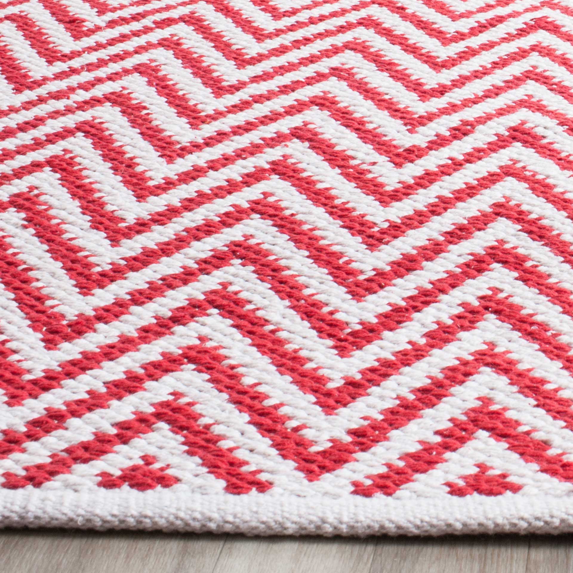 Montauk Chevron Red/Ivory Area Rug - Image 3