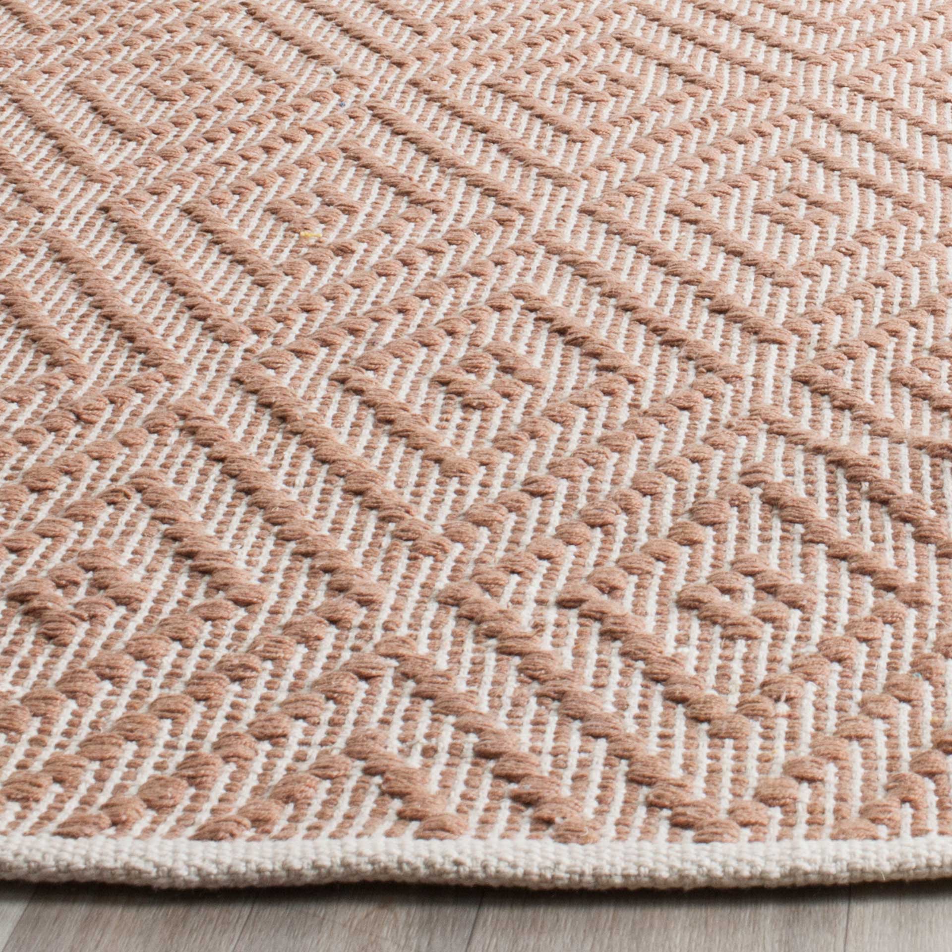 Montauk Diamond Beige/Ivory Area Rug - Image 3