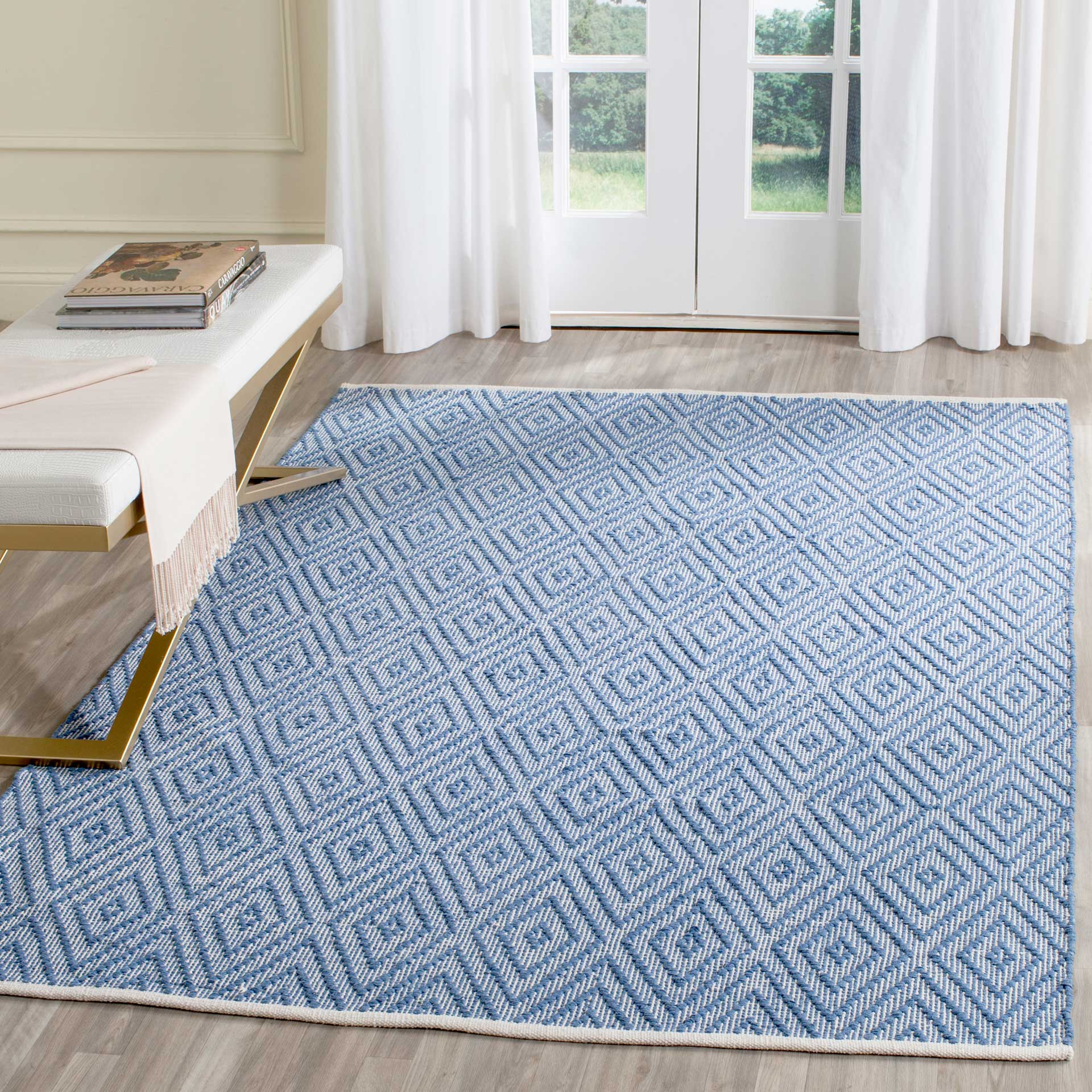 Montauk Diamond Blue/Ivory Area Rug - Image 7