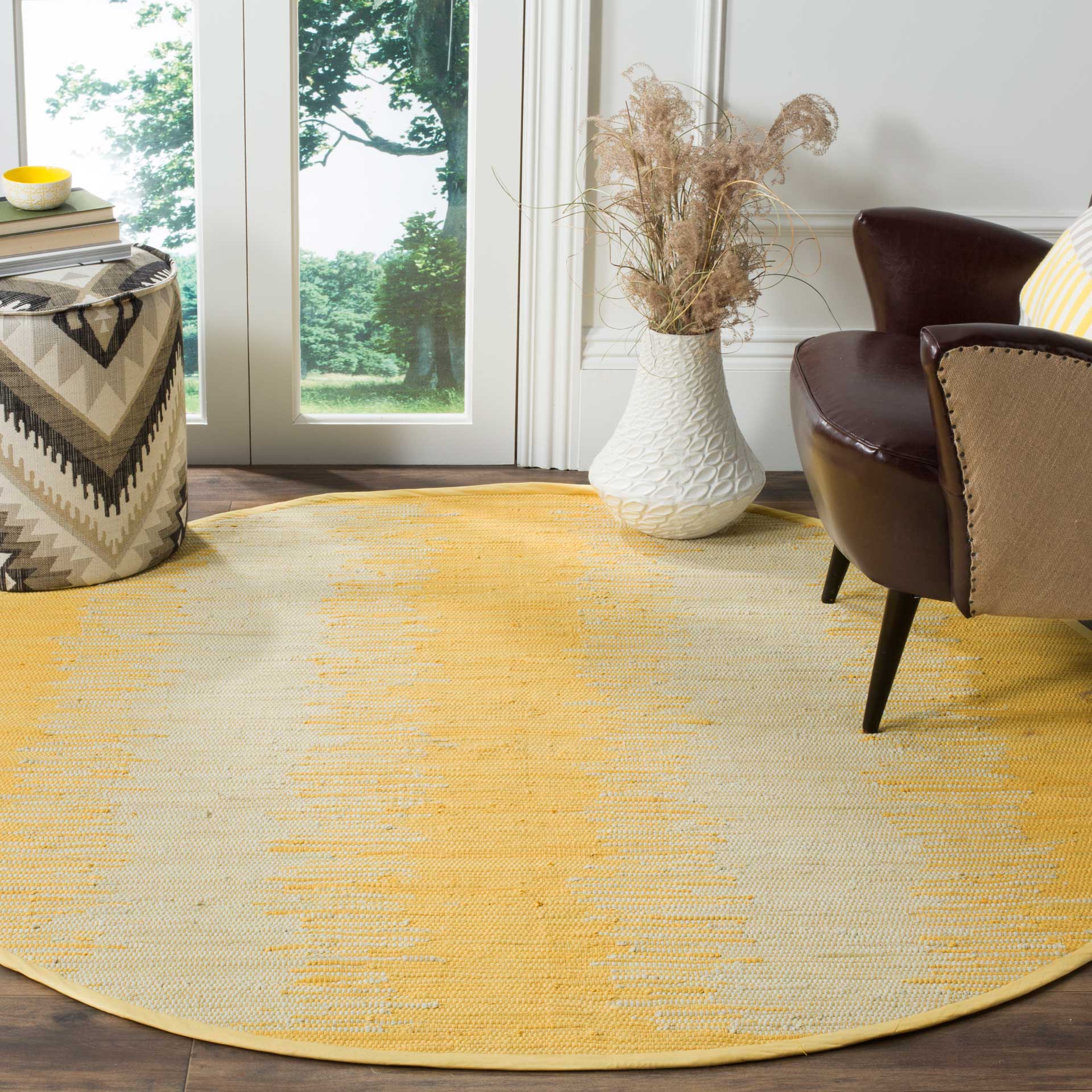 Montauk Dual Gold Round Rug - Image 3