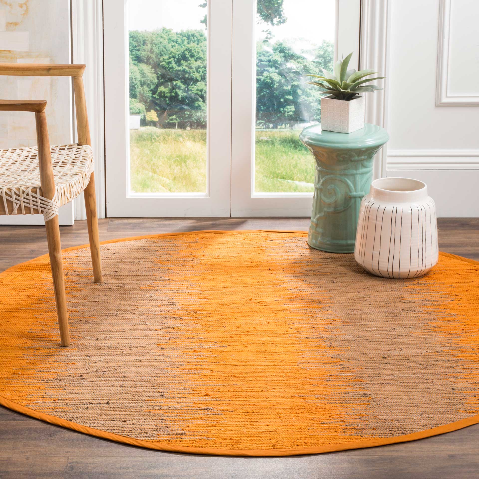 Montauk Dual Orange Round Rug - Image 3