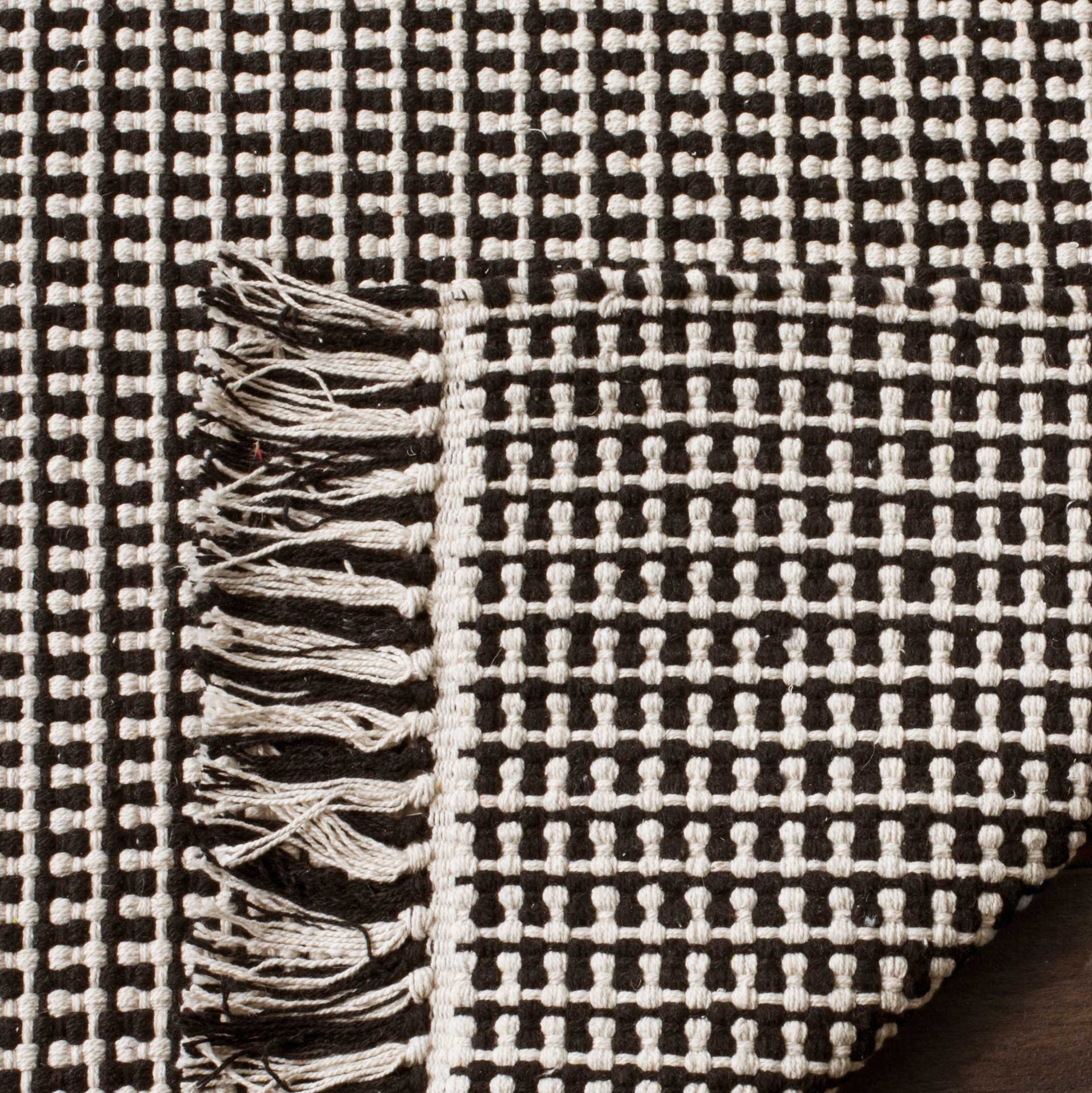Montauk Fringe Ivory/Black Area Rug - Image 5