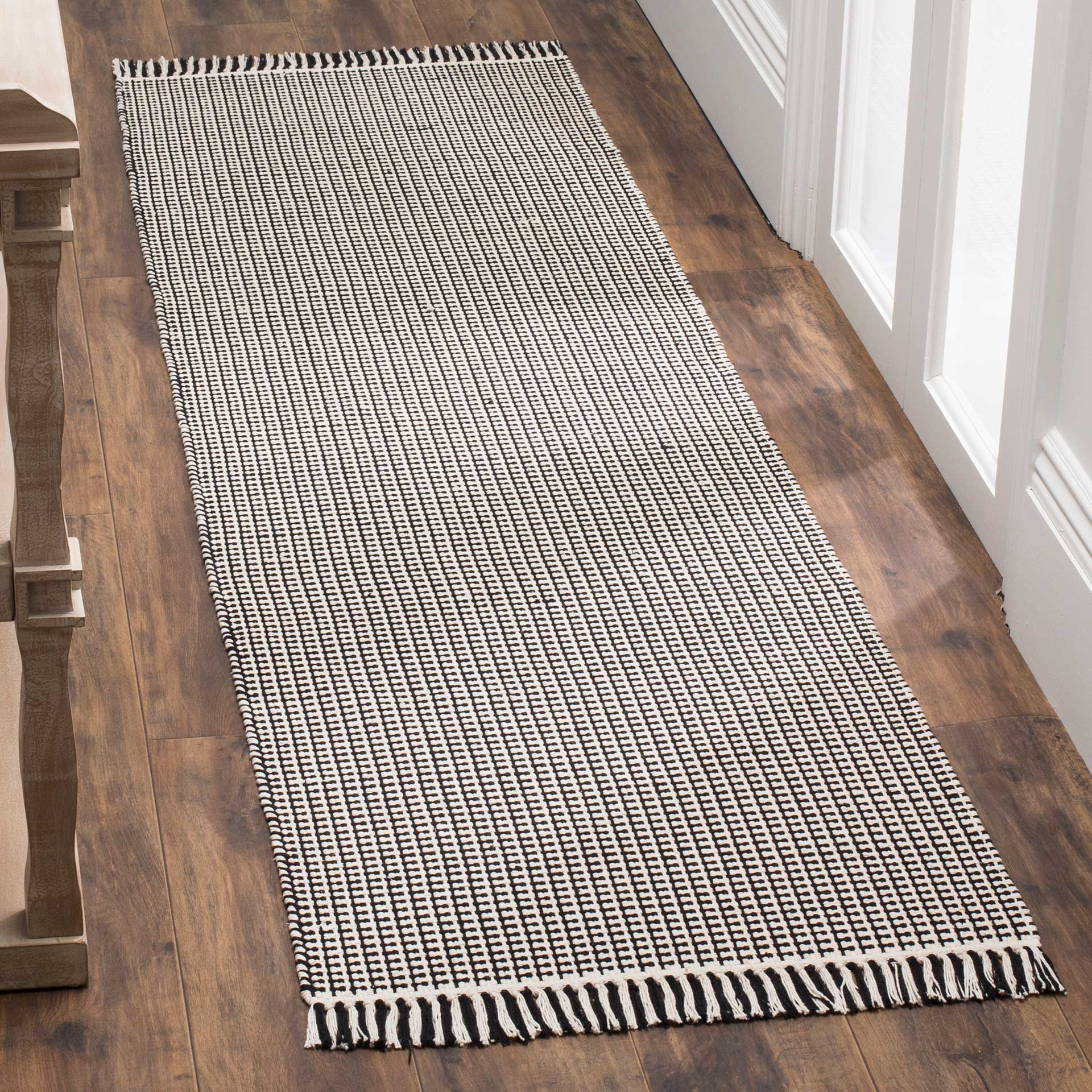 Montauk Fringe Ivory/Black Runner Rug - Image 3