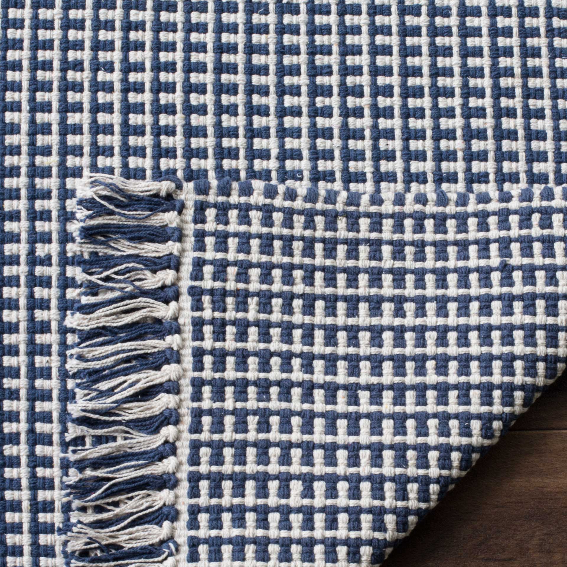 Montauk Fringe Ivory/Navy Area Rug - Image 7