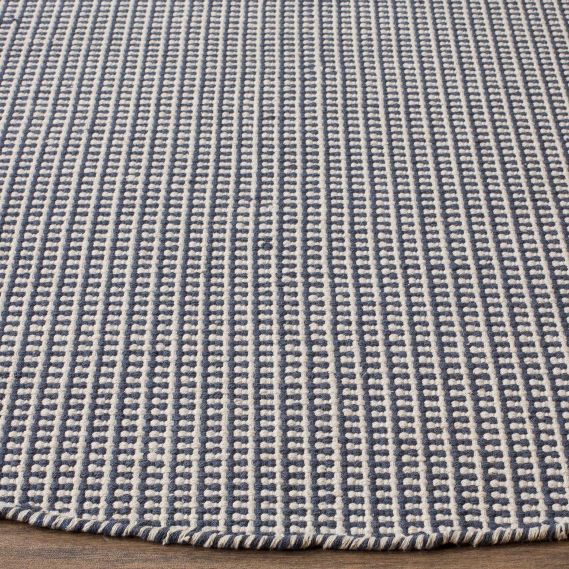 Montauk Fringe Ivory/Navy Round Rug - Image 2