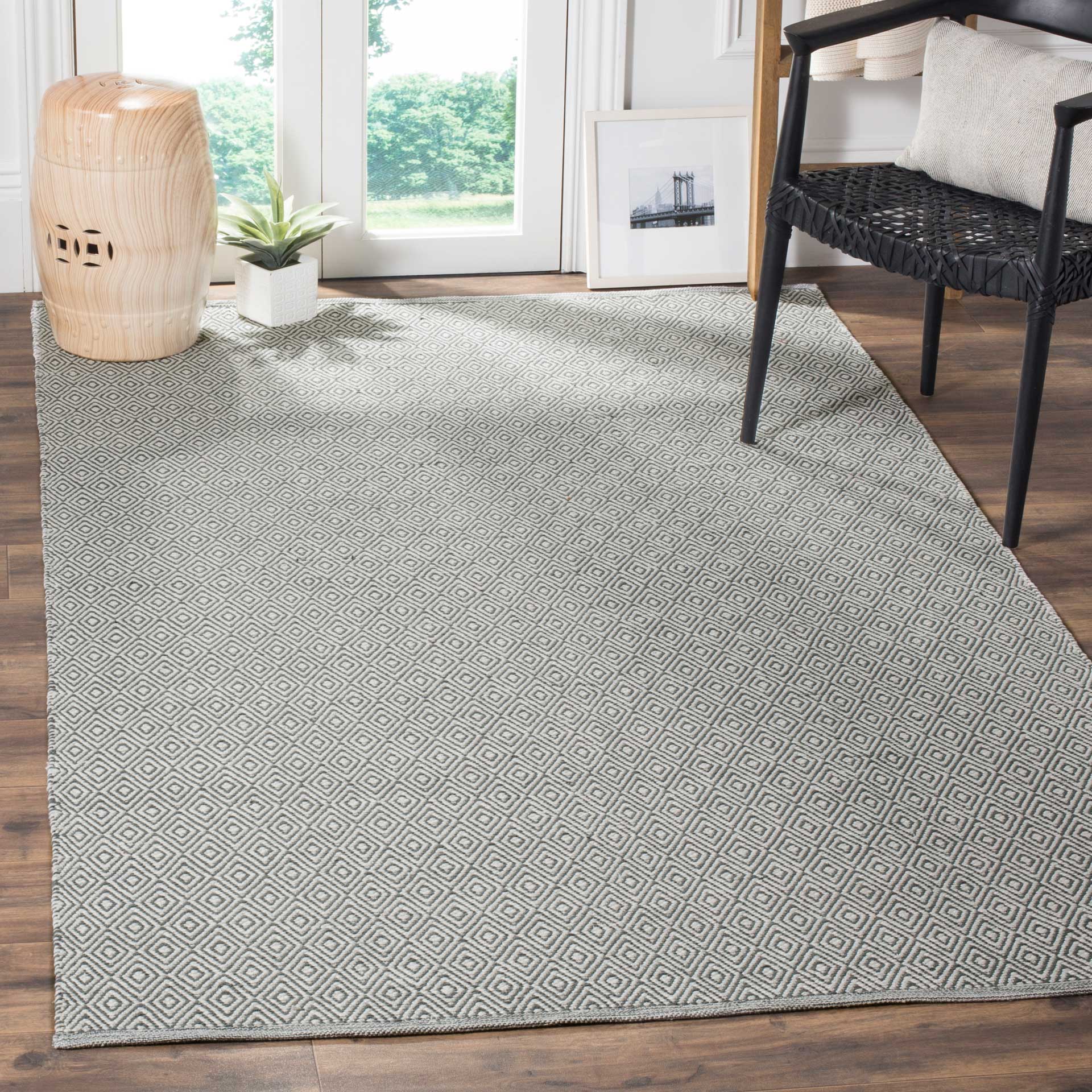 Montauk Geometry Ivory/Gray Area Rug - Image 7
