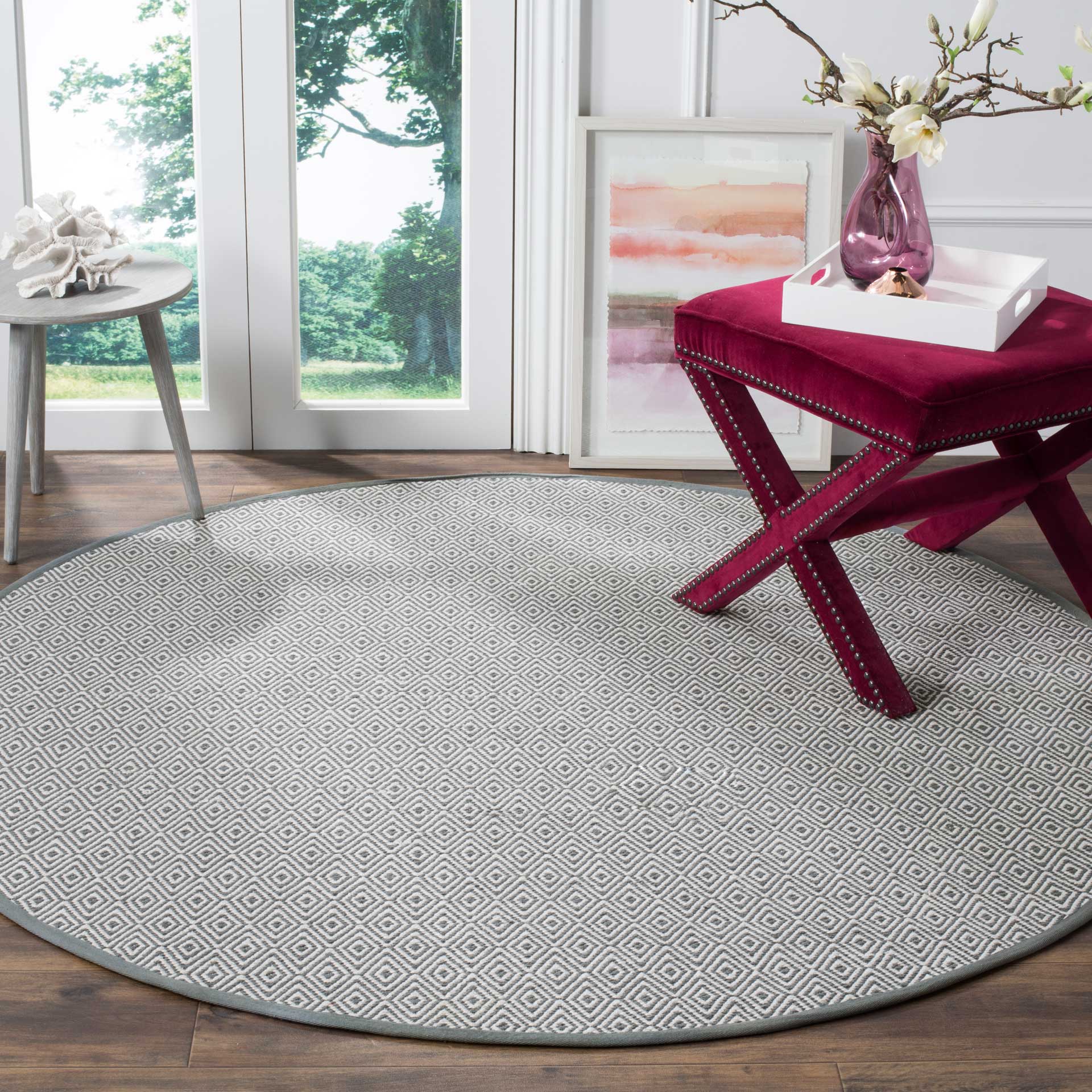 Montauk Geometry Ivory/Gray Round Rug - Image 3