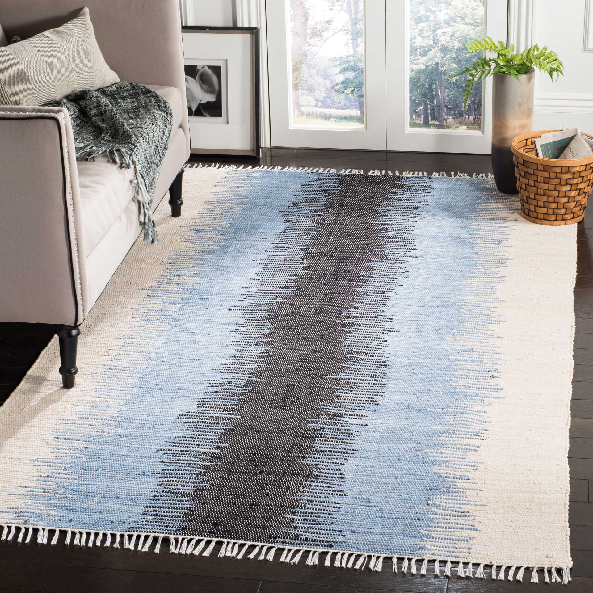 Montauk Gray/Black Area Rug - Image 6