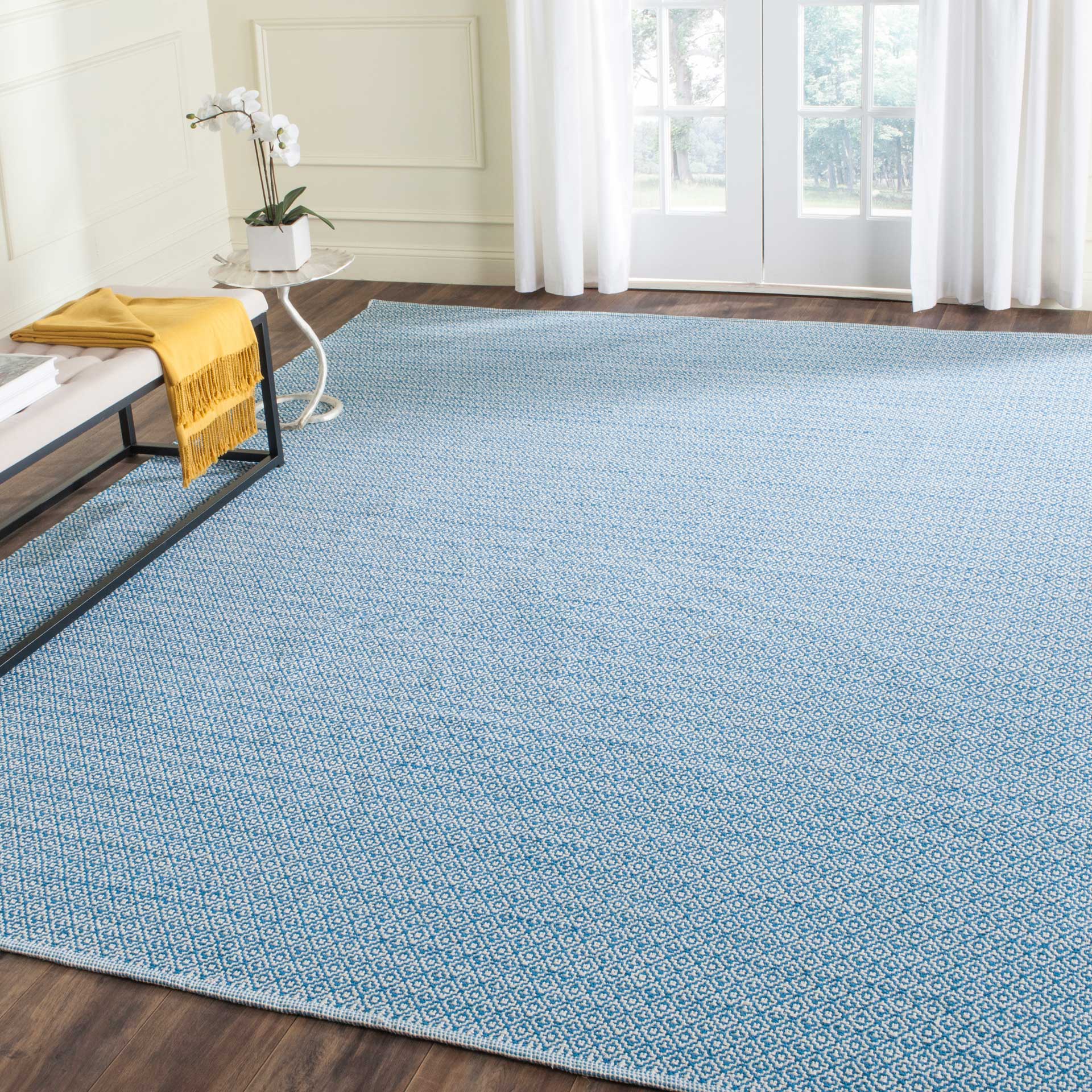 Montauk Ivory/Blue Area Rug - Image 6