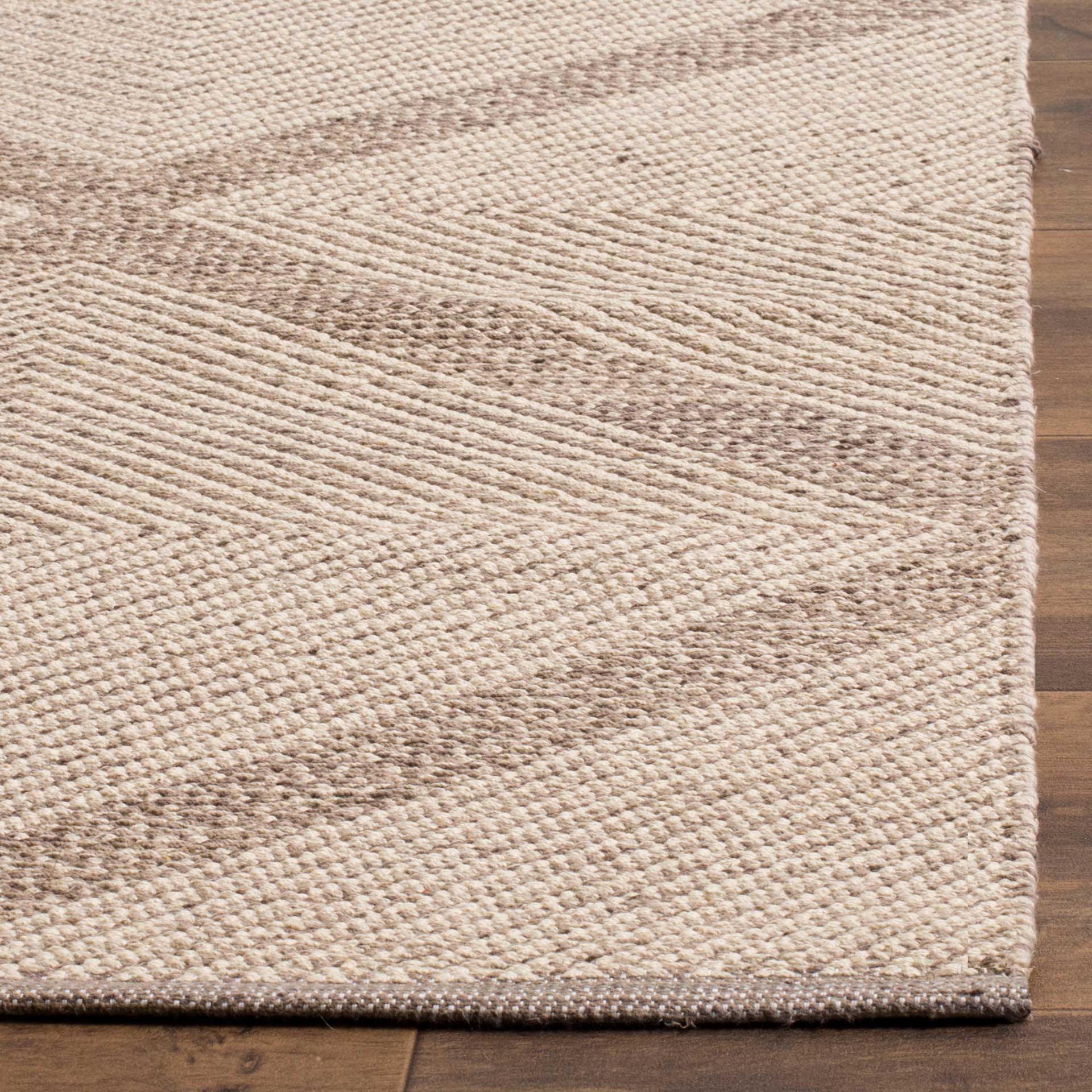 Montauk Lattice Gray Area Rug - Image 5