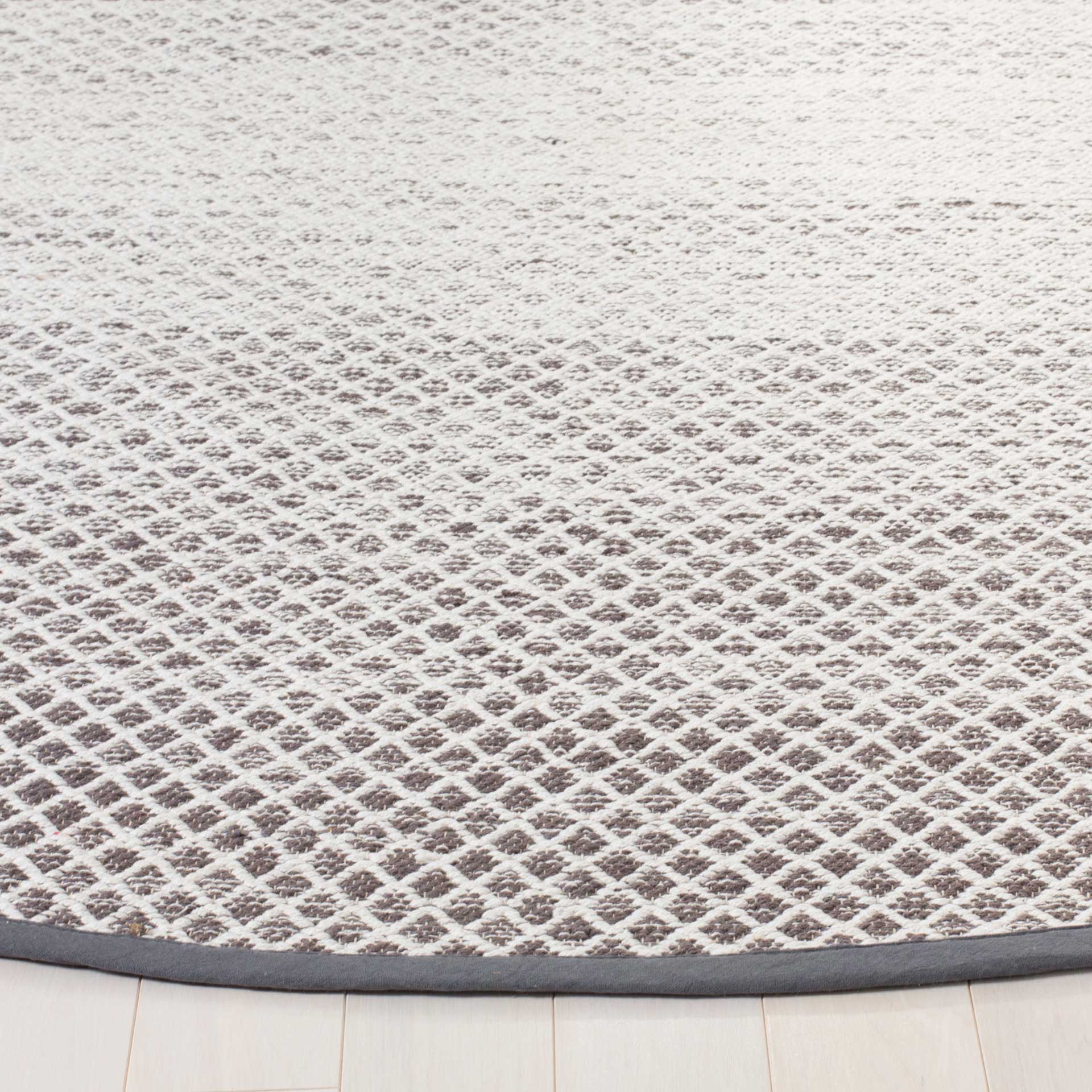 Montauk Light Gray/Ivory Round Rug - Image 2