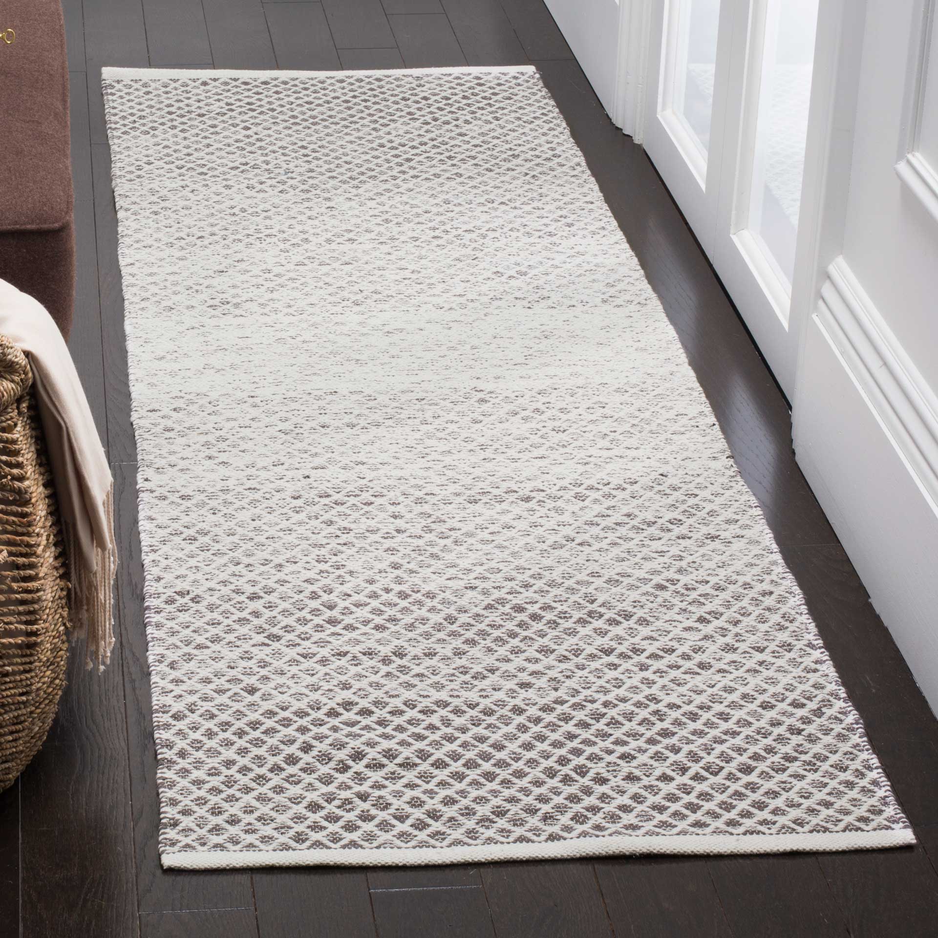 Montauk Light Gray/Ivory Runner Rug - Image 2