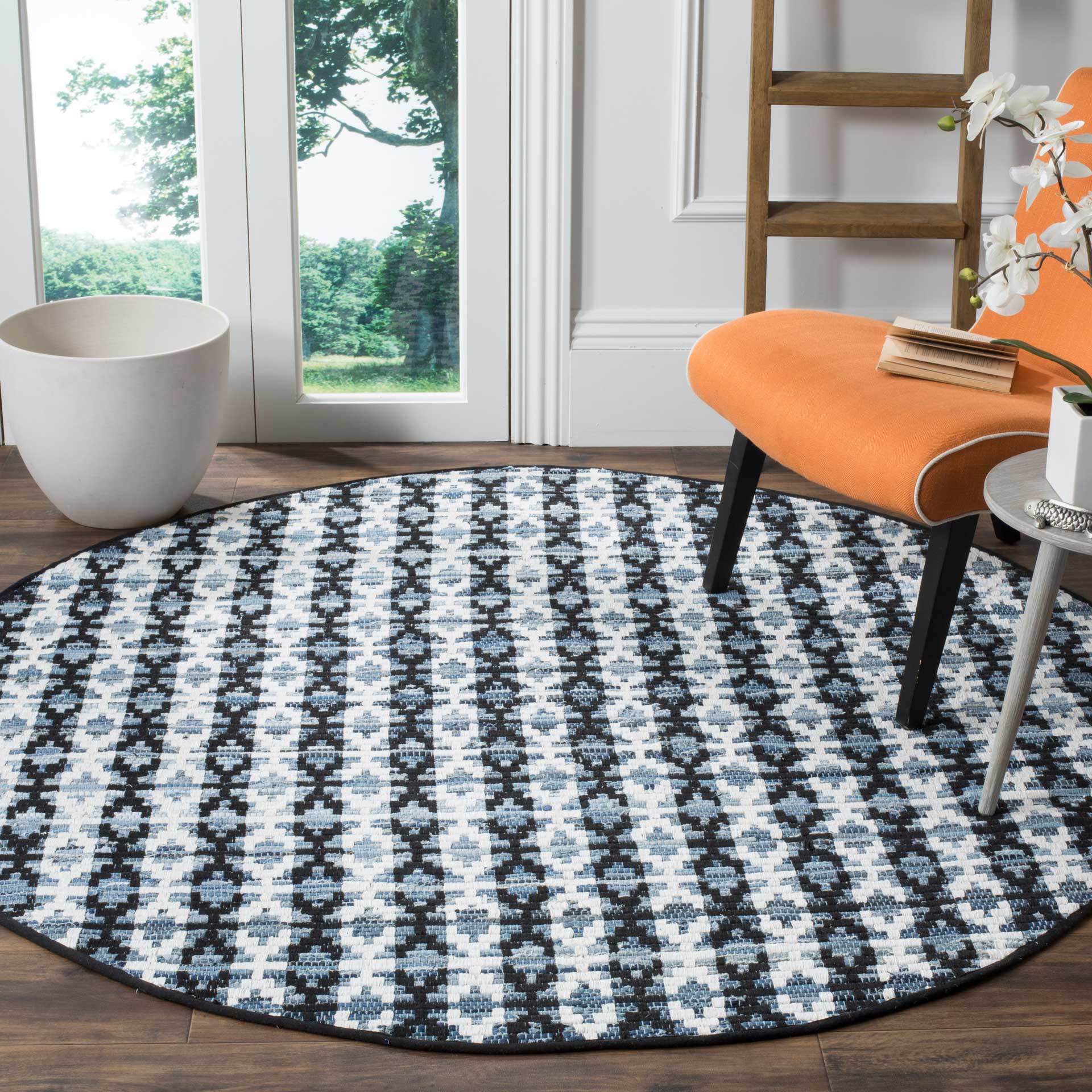 Montauk Mosaic Ivory/Blue/Black Round Rug - Image 3