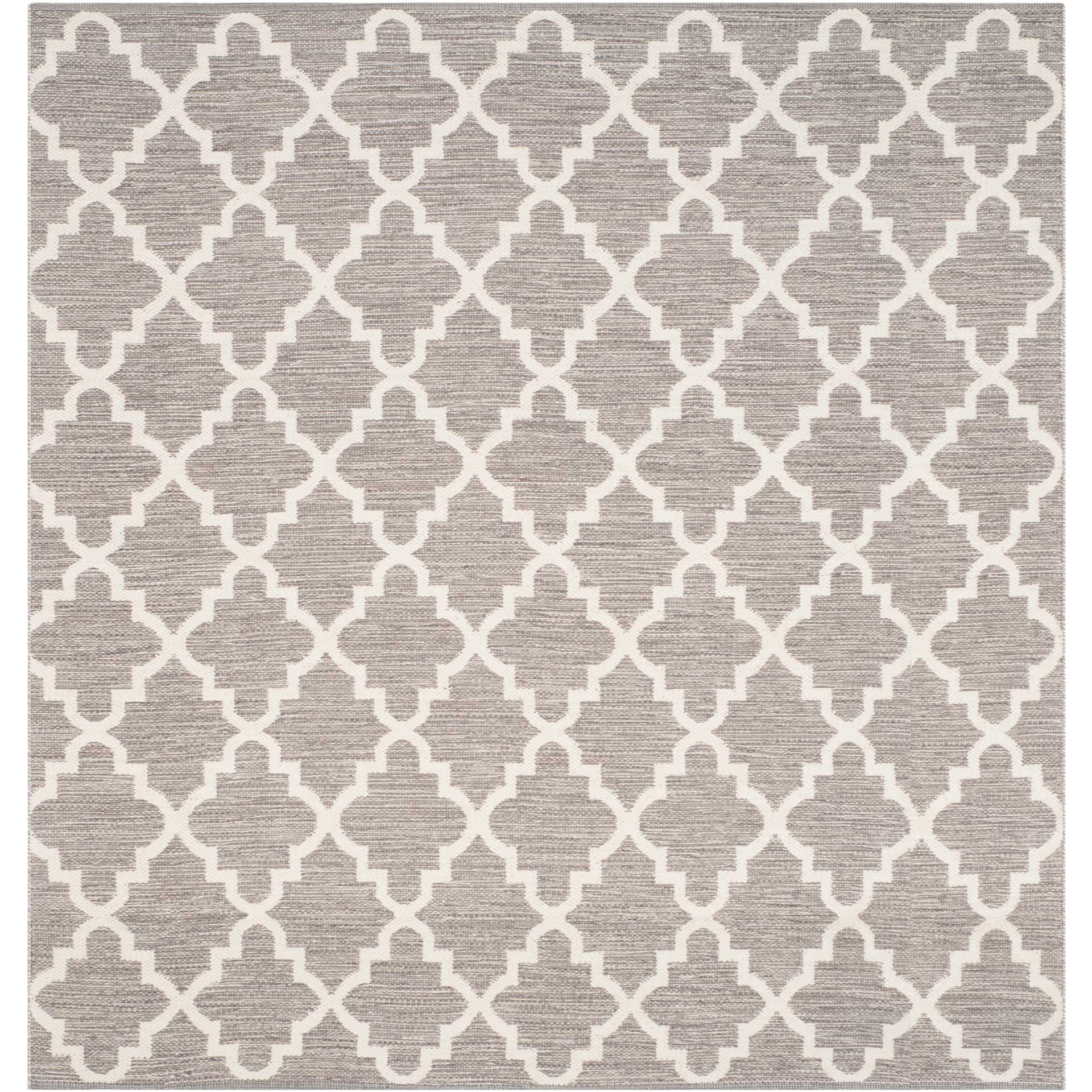 Montauk Quatrefoil Gray/Ivory Area Rug - Image 2
