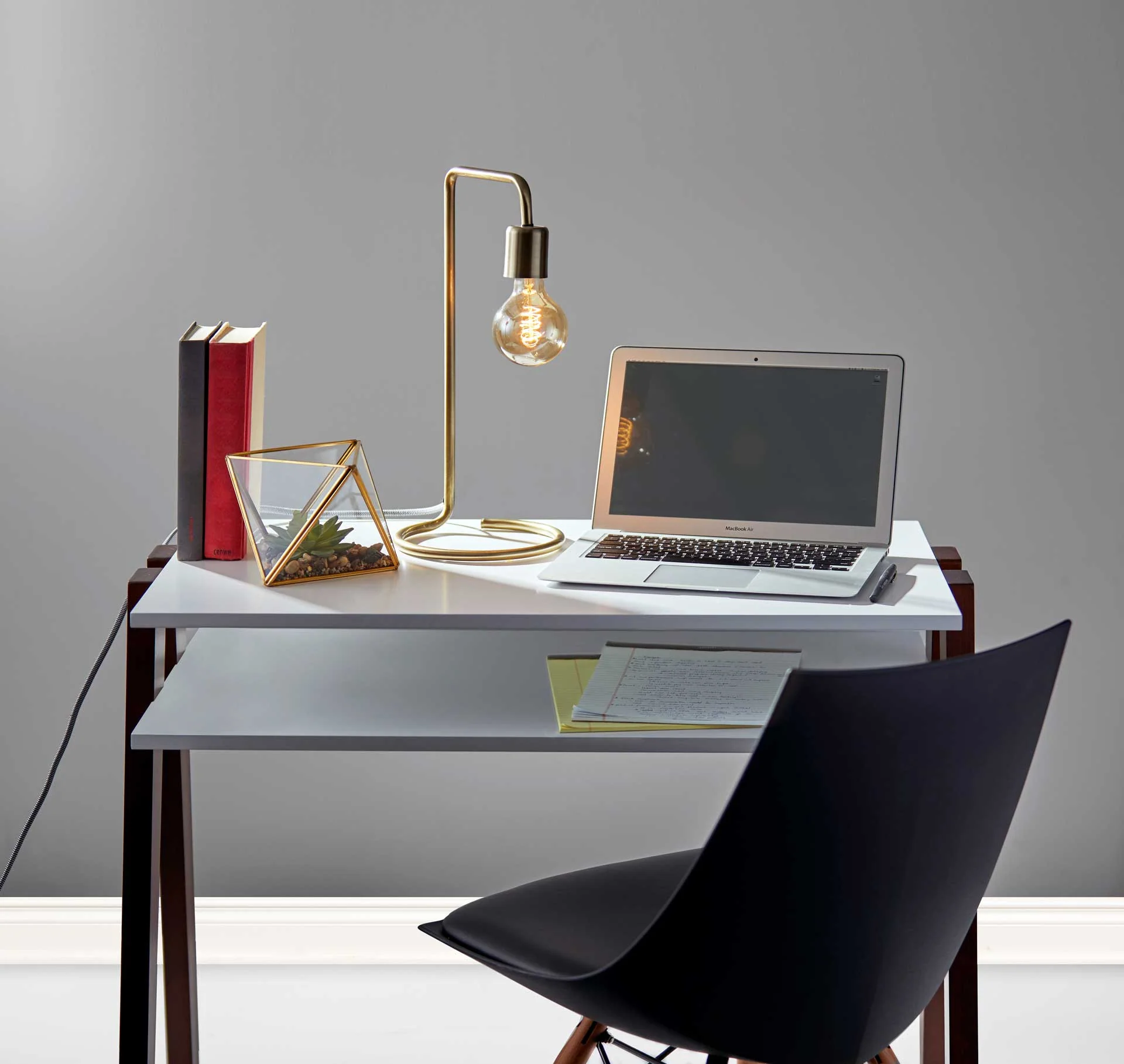 Montgeron Desk Lamp Antique Brass - Image 5