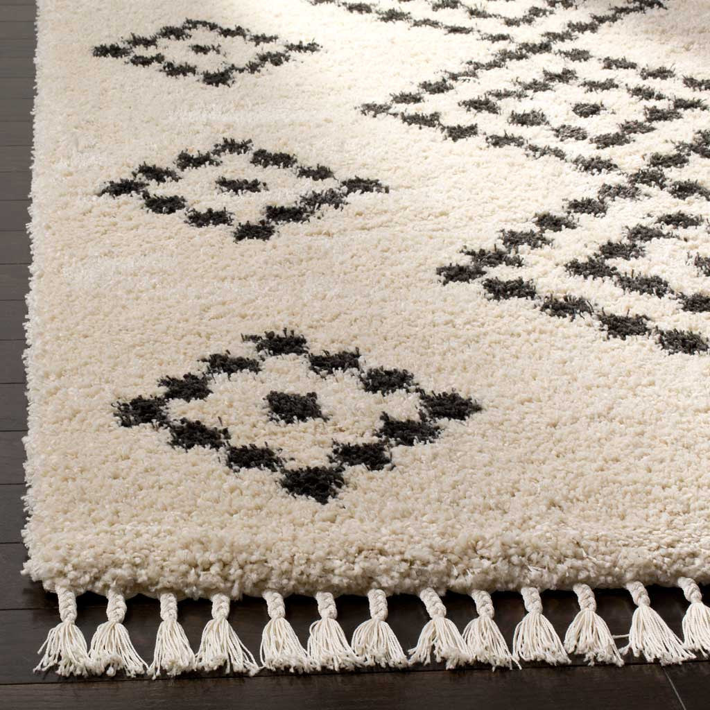 Moroccan Fringe Shag Cream/Charcoal Area Rug - Image 4