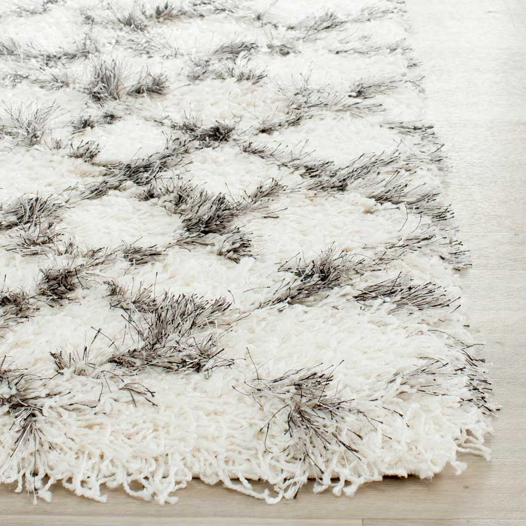 Moroccan Shag Ivory/Gray Runner Rug - Image 2