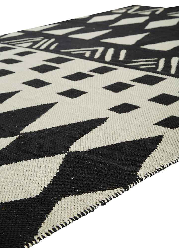 National Geographic Tiebele Black/White Area Rug - Image 2