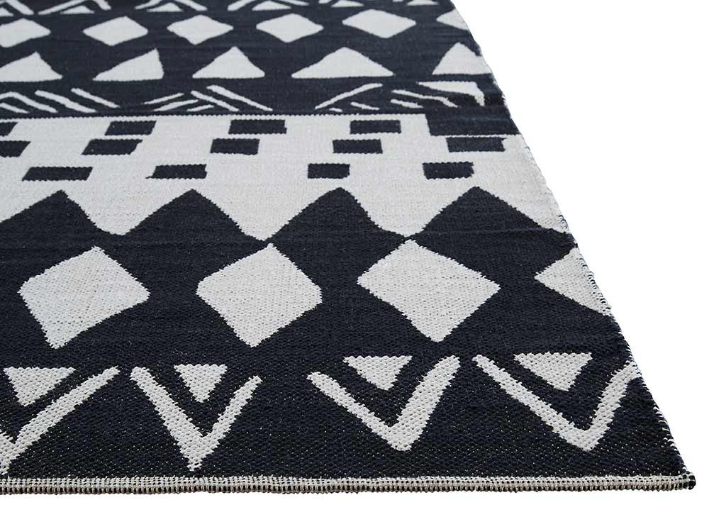National Geographic Tiebele Black/White Area Rug - Image 3