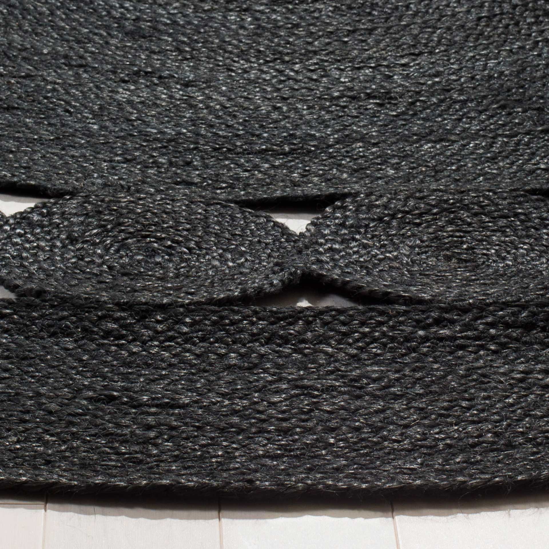 Natural Fiber Black Round Rug - Image 3