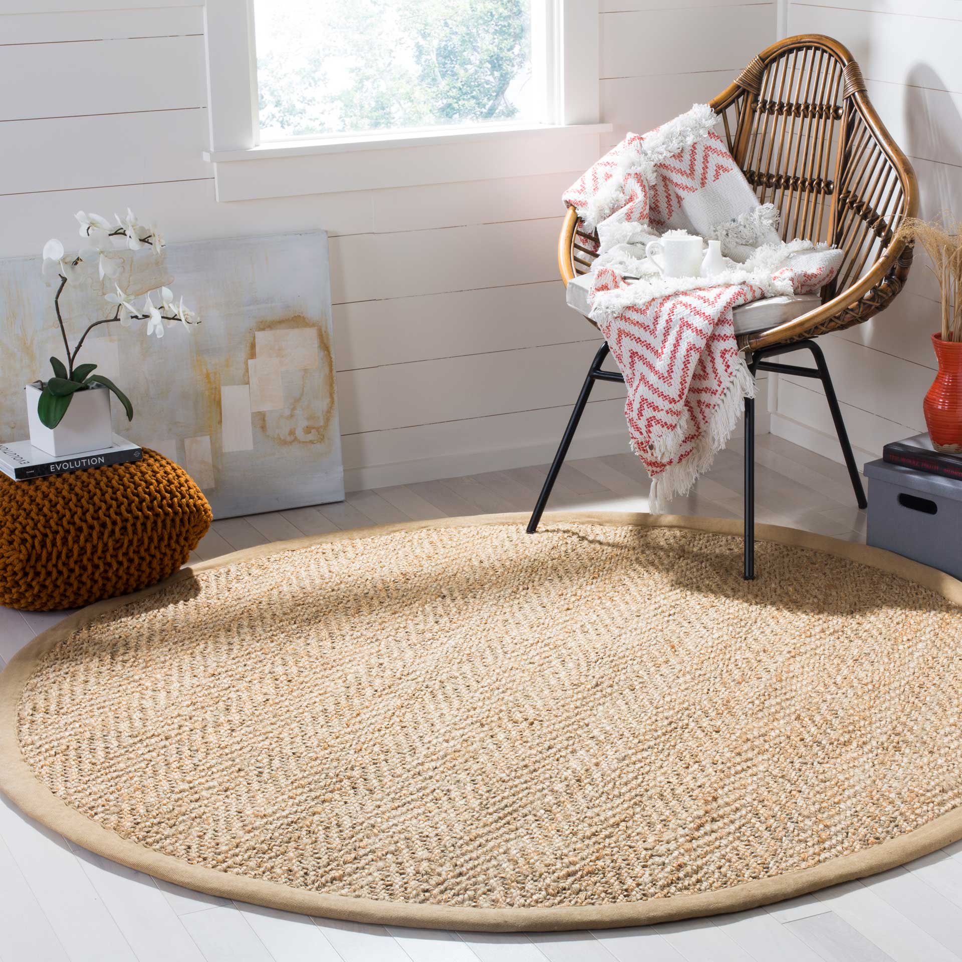 Natural Fiber Chevron Natural Round Rug - Image 3