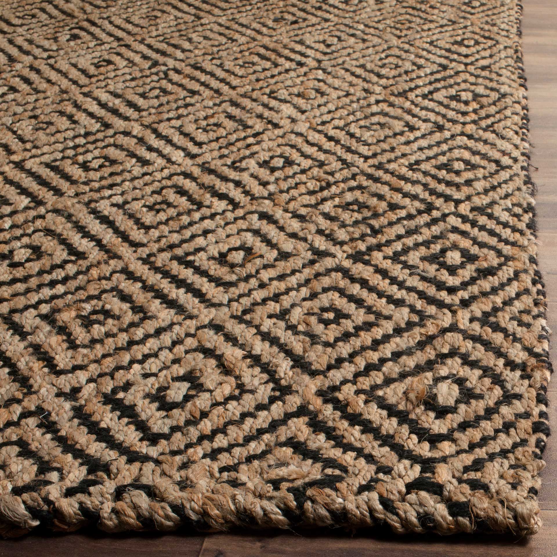 Natural Fiber Diamond Natural/Black Area Rug - Image 6