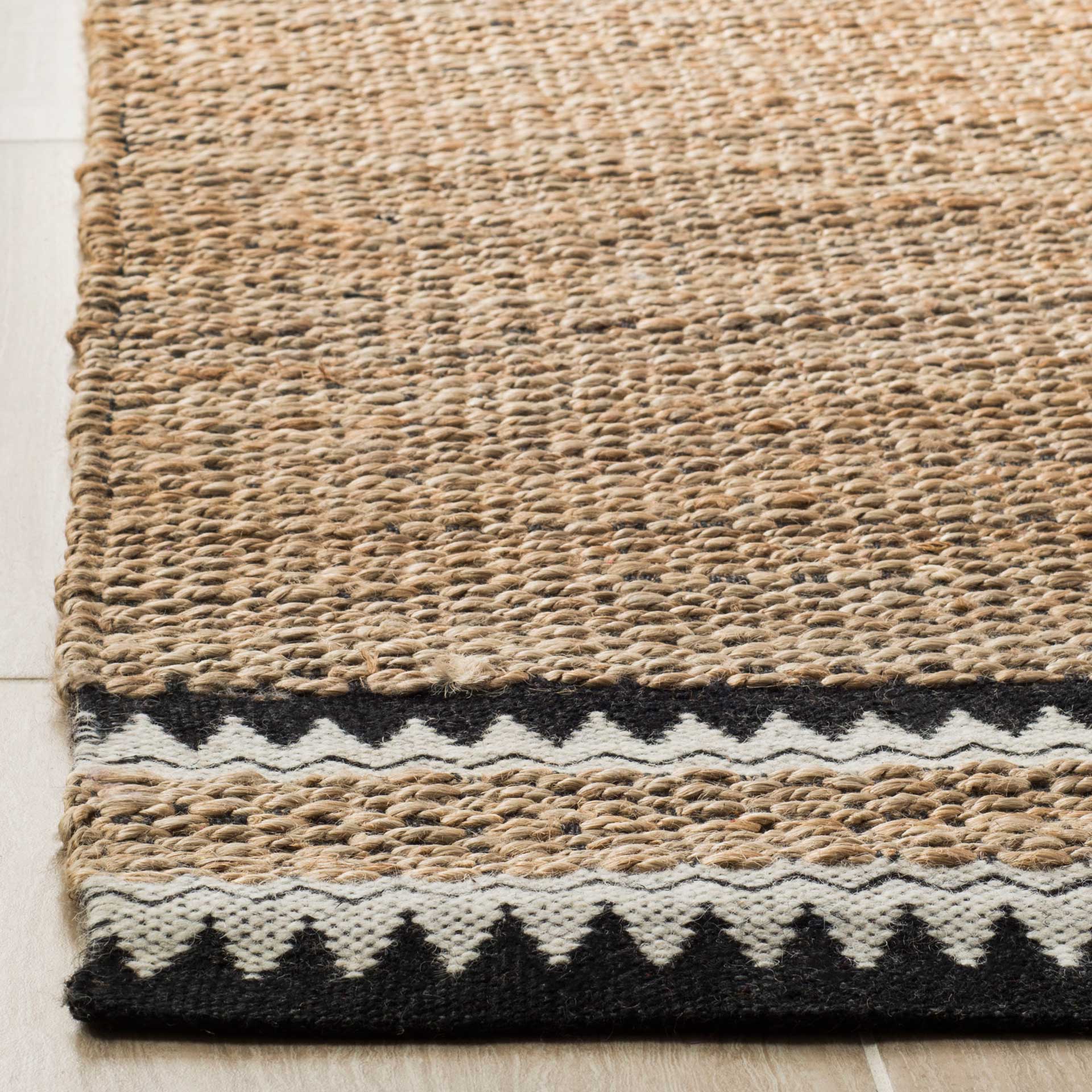 Natural Fiber Natural/Black Area Rug - Image 3