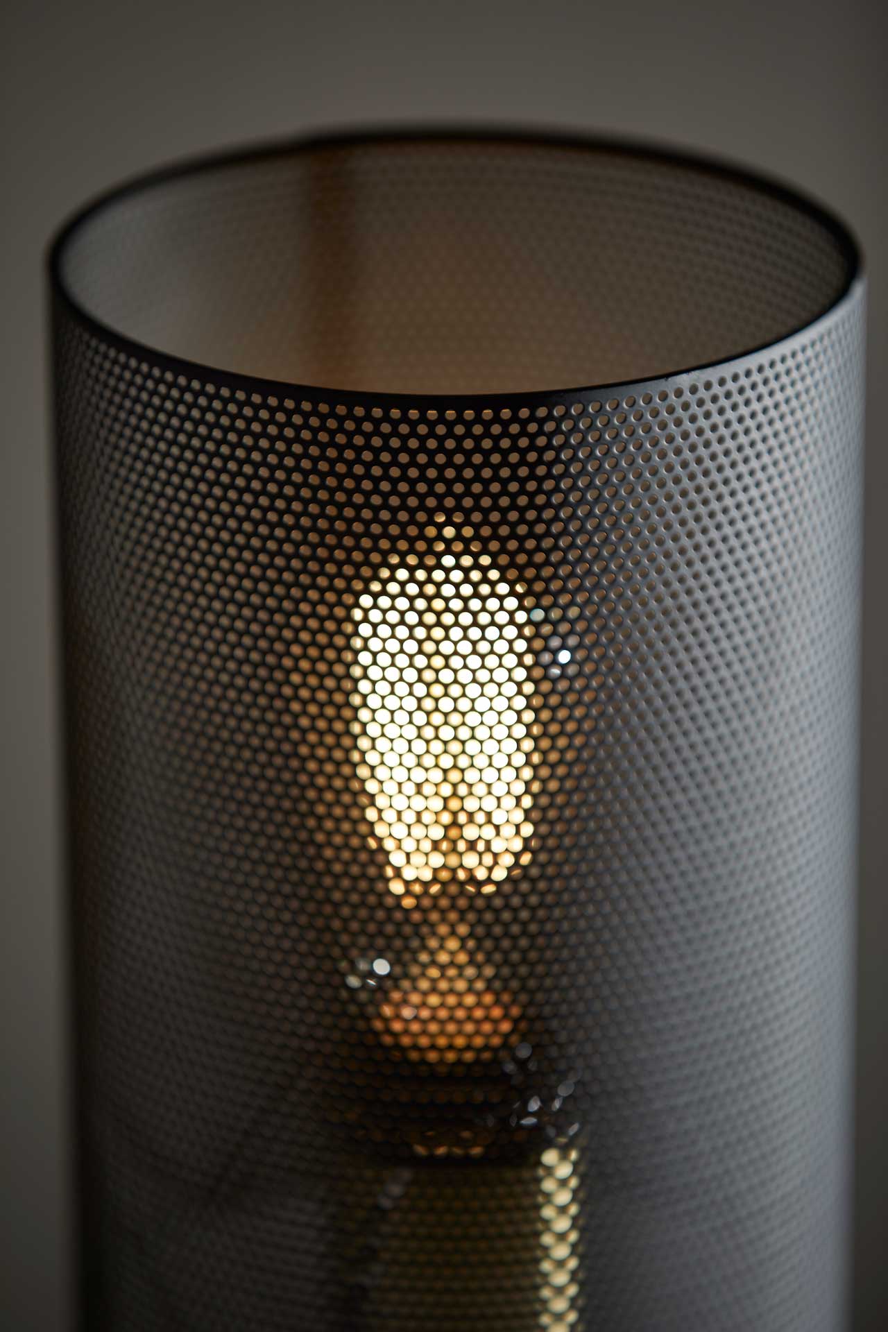 Niort Tall Table Lamp Black/Antique Brass - Image 3