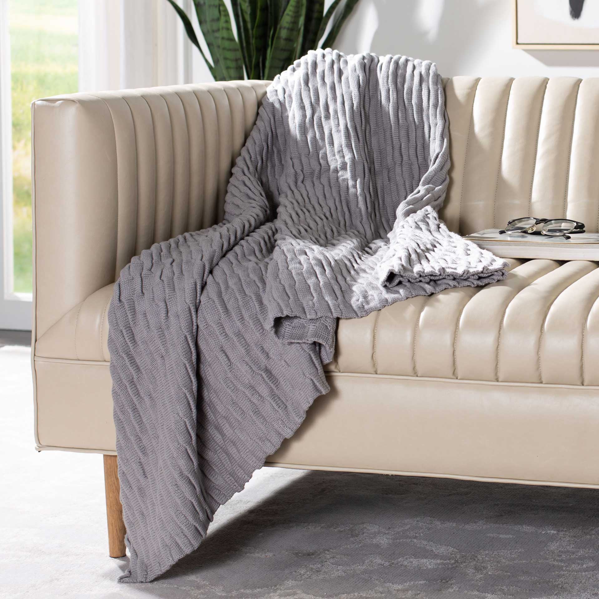 Novara Knit Throw Light Gray - Image 2
