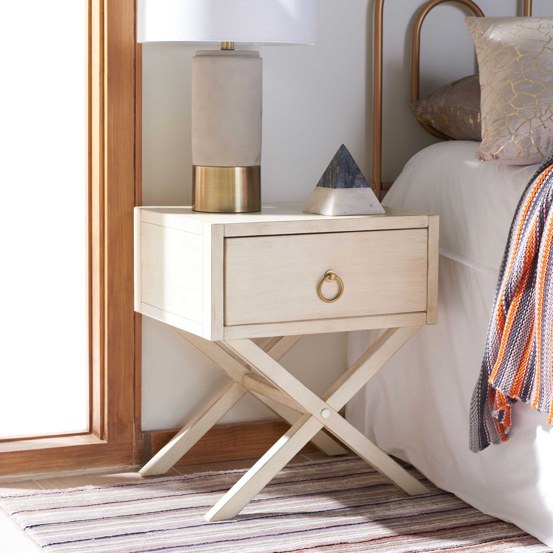 Odessa 1 Drawer Nightstand Antique White - Image 8