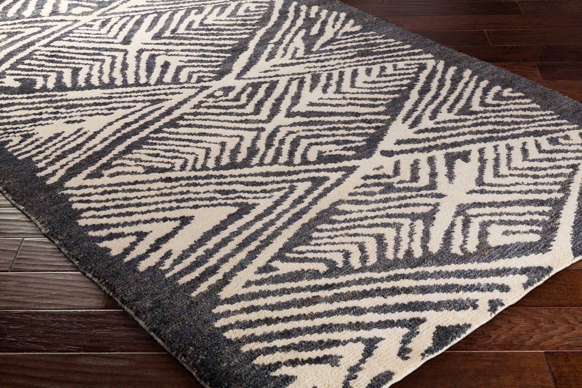 Orinocco Black/Cream/Light Gray Area Rug - Image 4