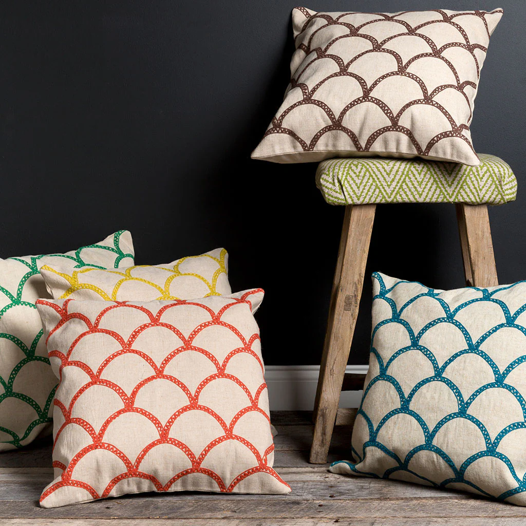 Overlapping Oval Ivory/Teal Pillow - Image 4
