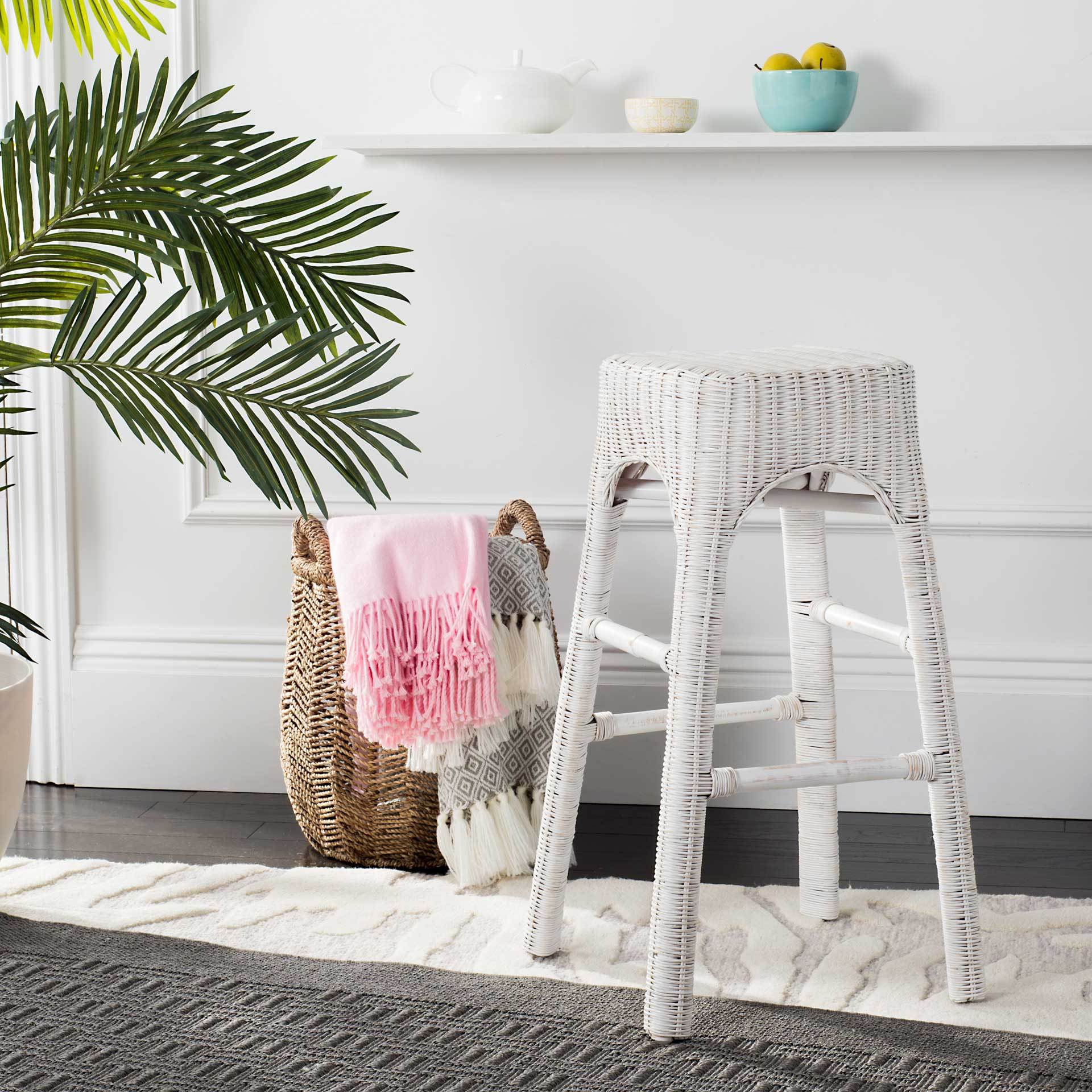 Perla Wicker Bar Stool - Image 5