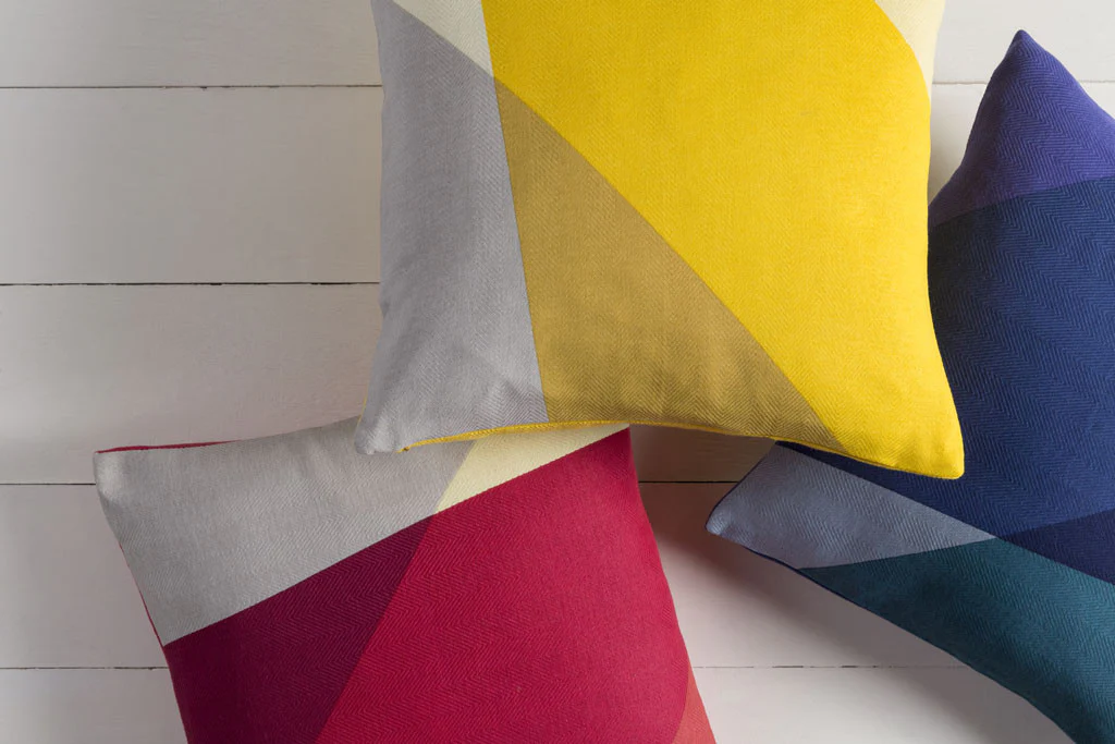 Pertaining to Points Magenta/Hot Pink Pillow - Image 3