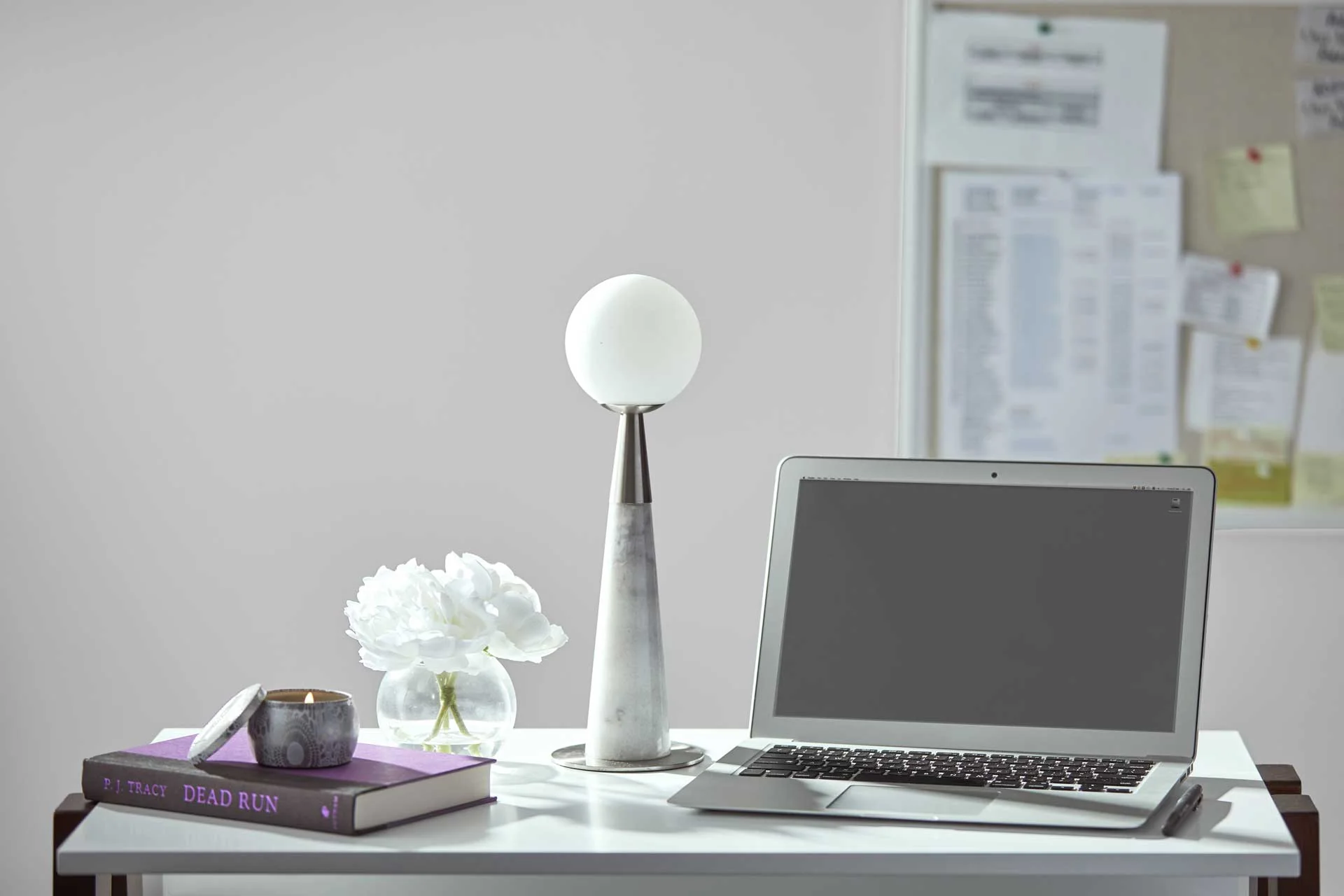 Pessac LED Accent Lamp Black/White - Image 3